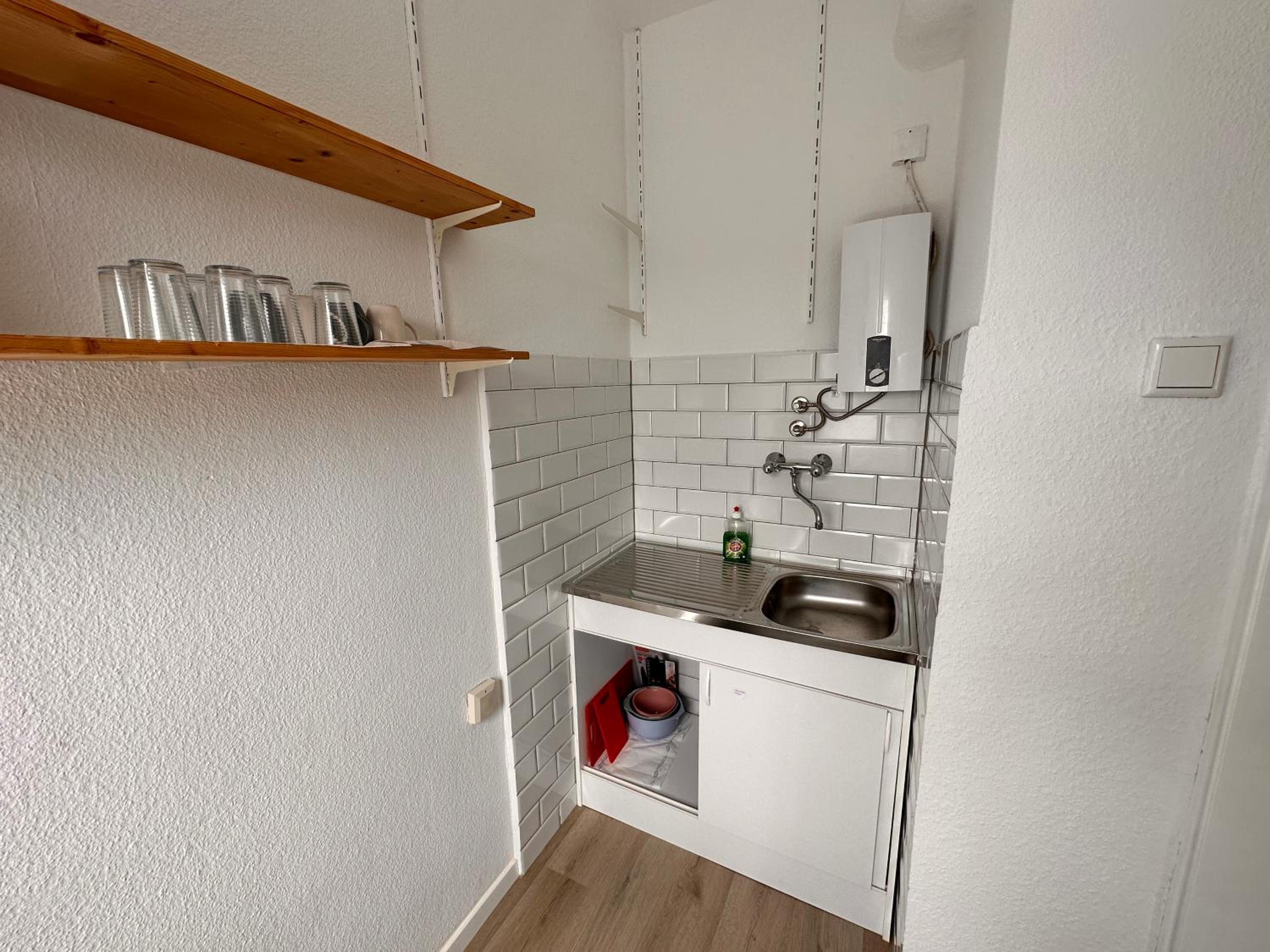 One-Bedroom Apartment photo 3