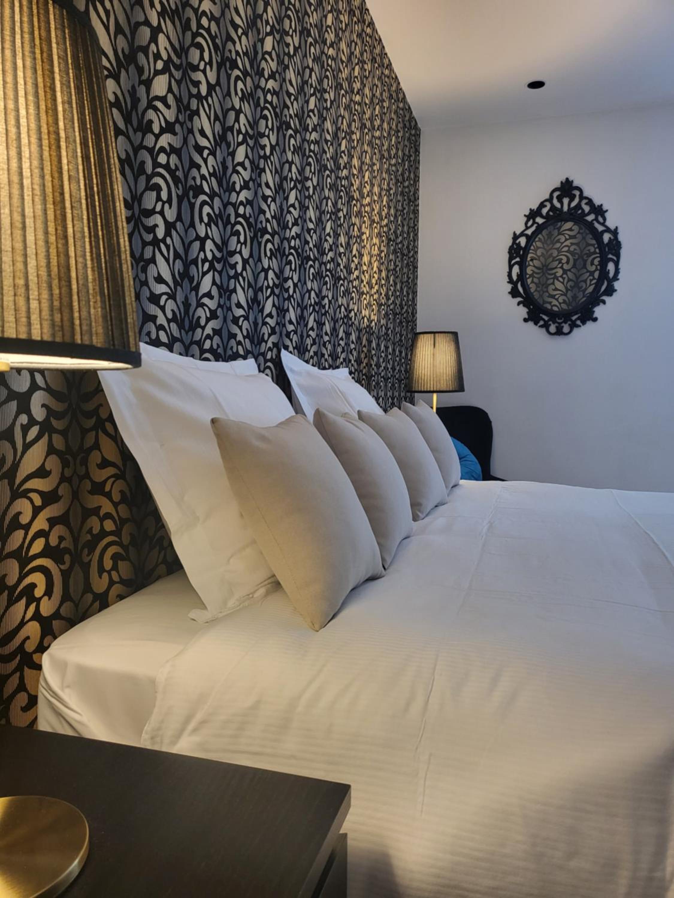 Double Room with Garden View - Photo 6