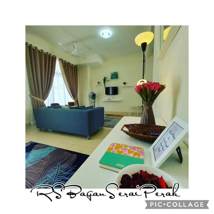 Four-Bedroom House photo 3