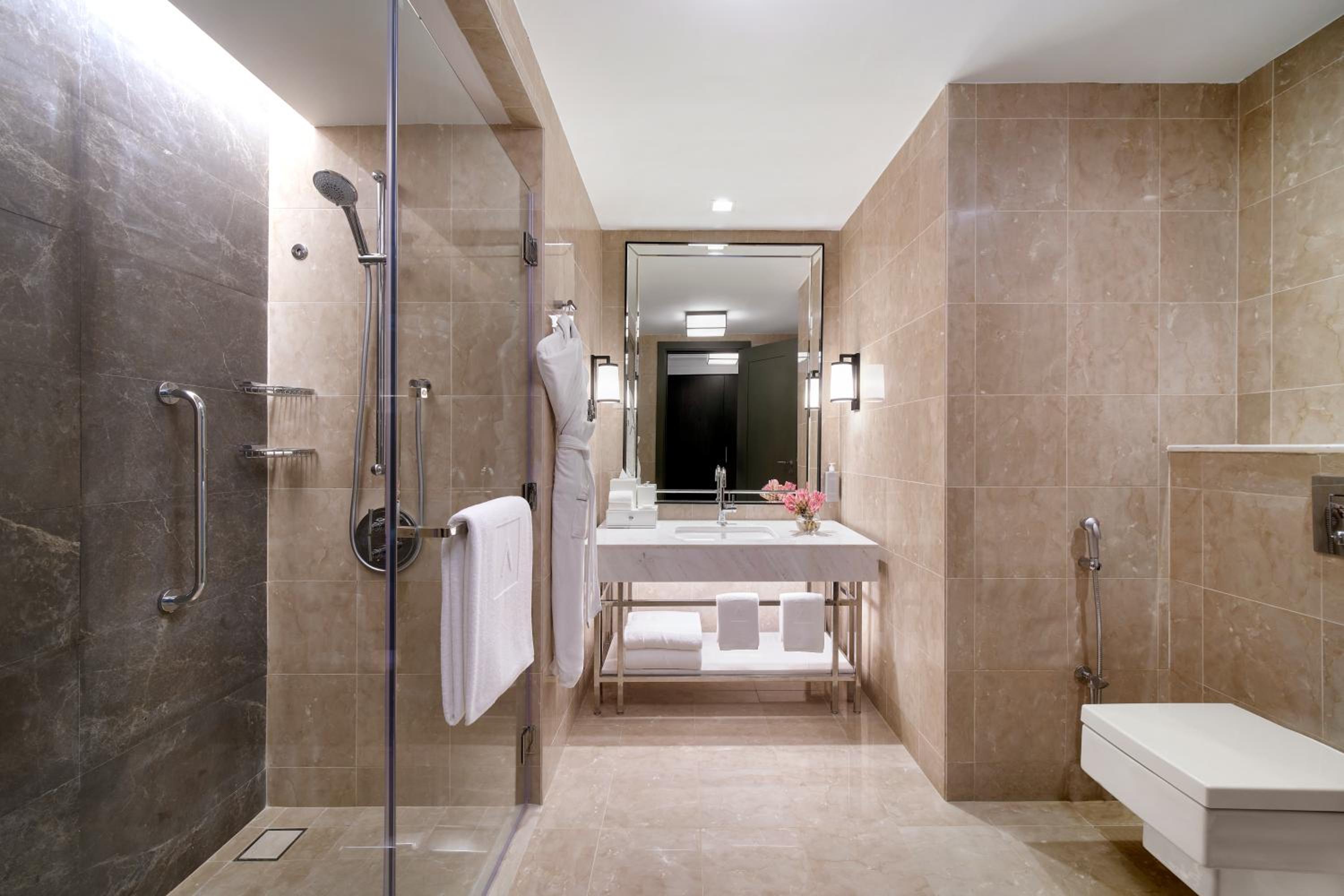 Deluxe Room Twin City View - Photo 6