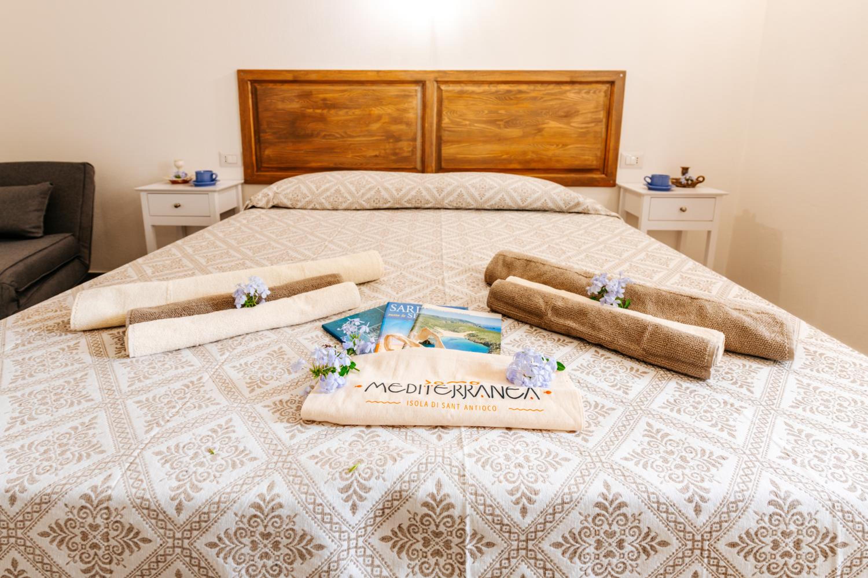 Double or Twin Room with Private Bathroom photo 1
