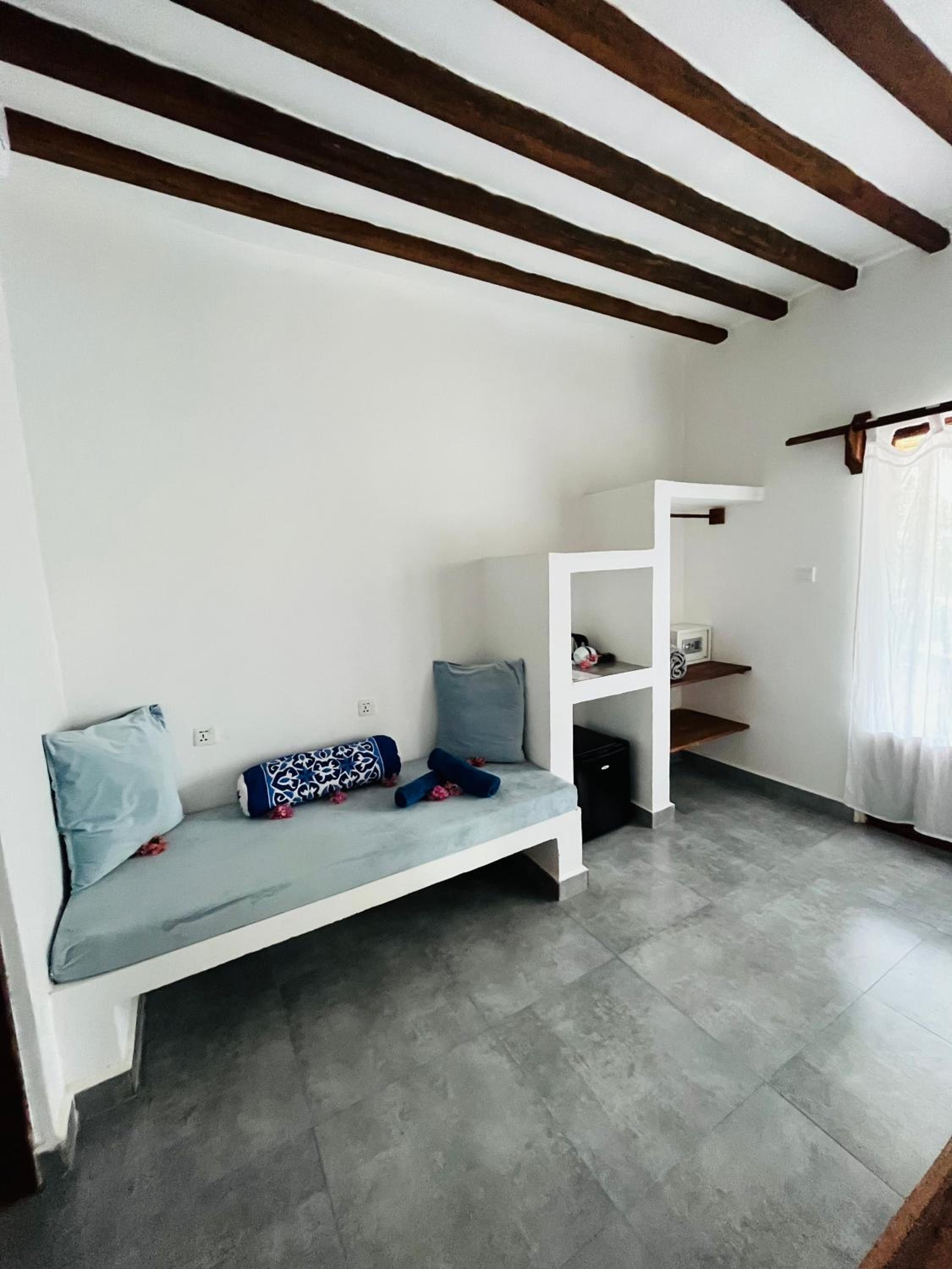 Deluxe Bungalow with Garden View