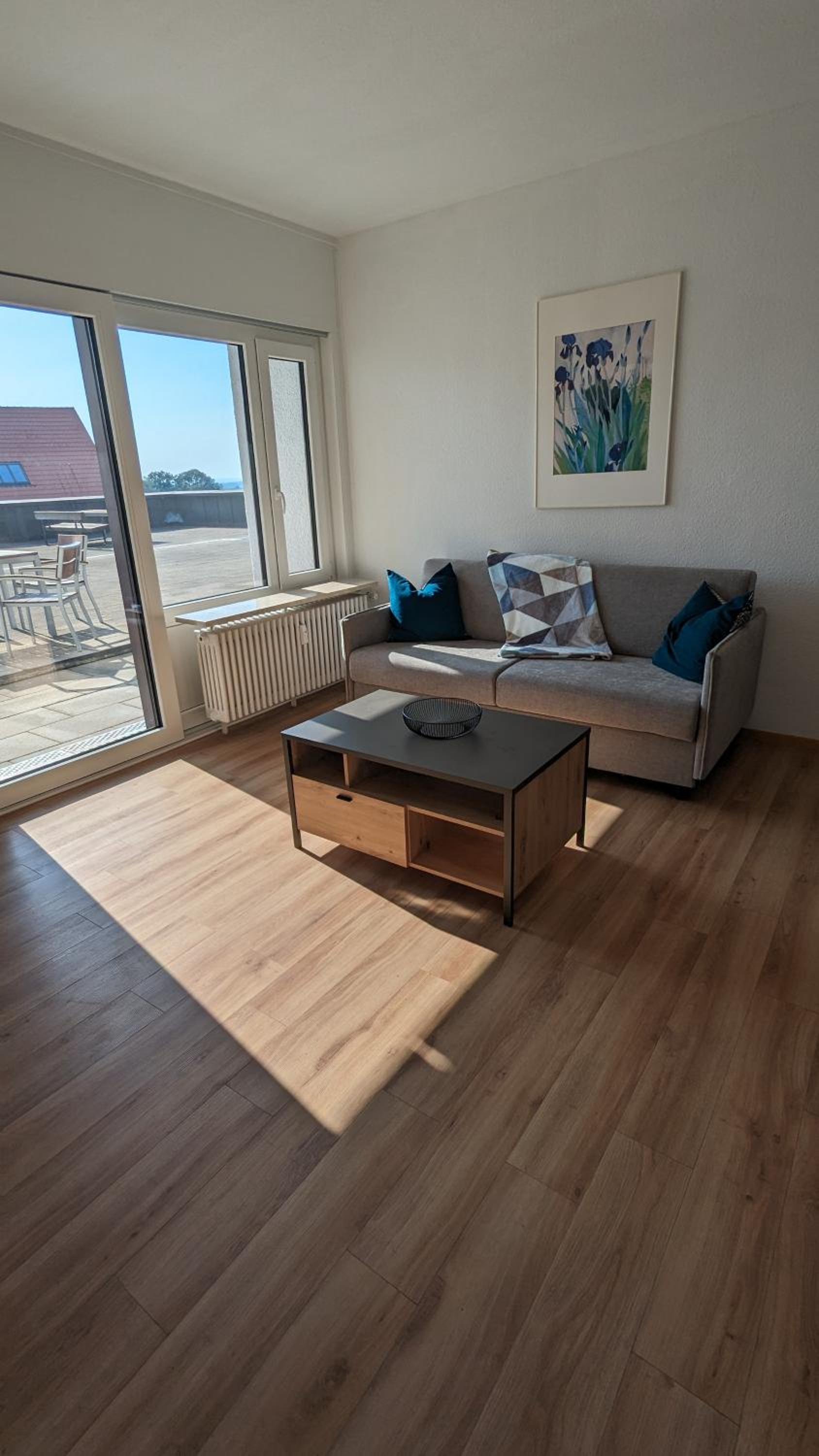 Apartment with Balcony photo 2