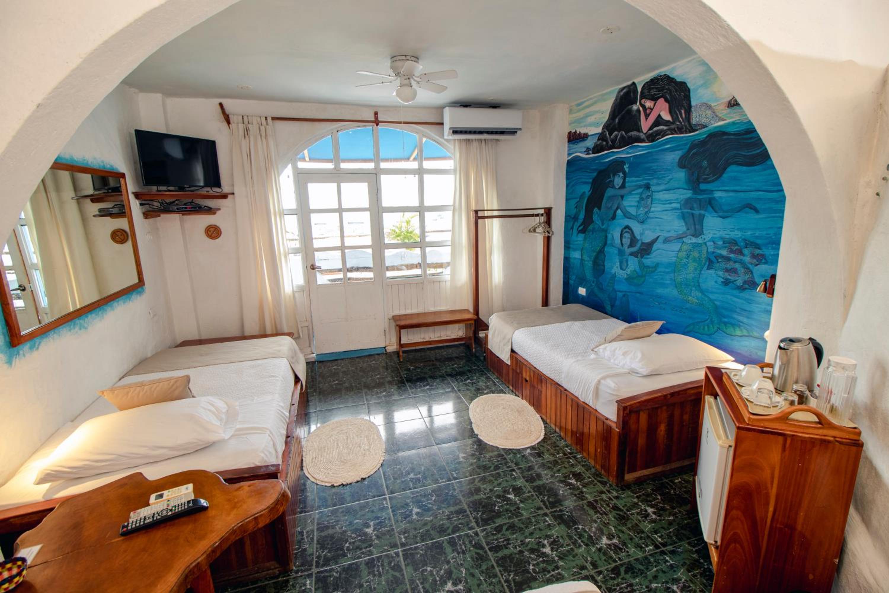 Quadruple Room with Sea View photo 3