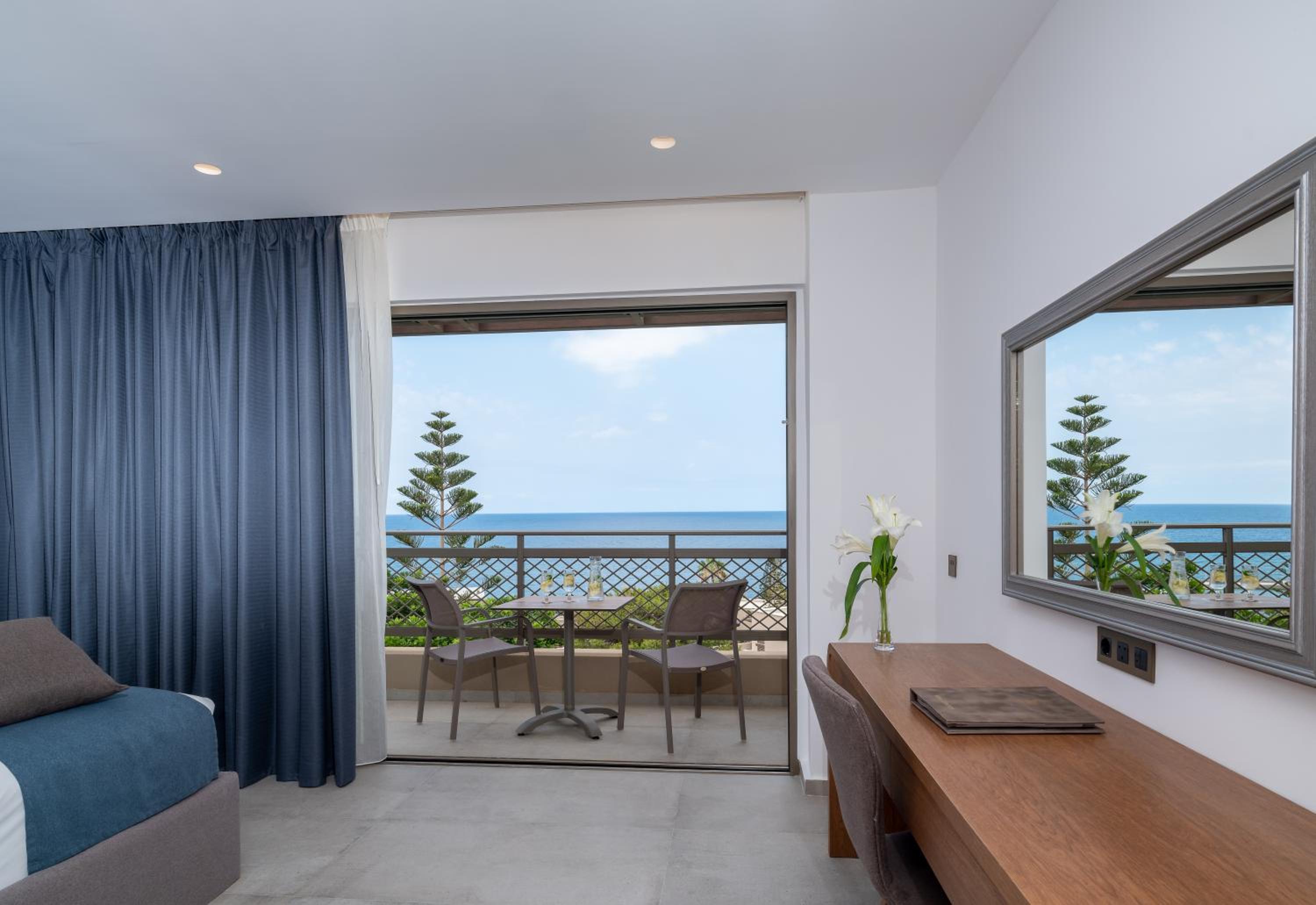 Premium Room or Bungalow Sea View