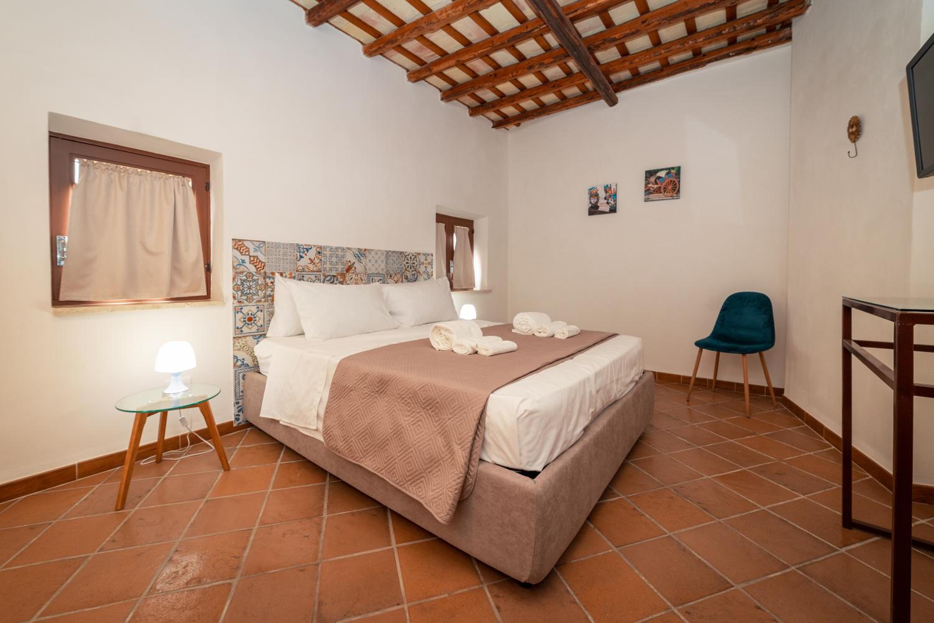 Double Room with Private Bathroom photo 1