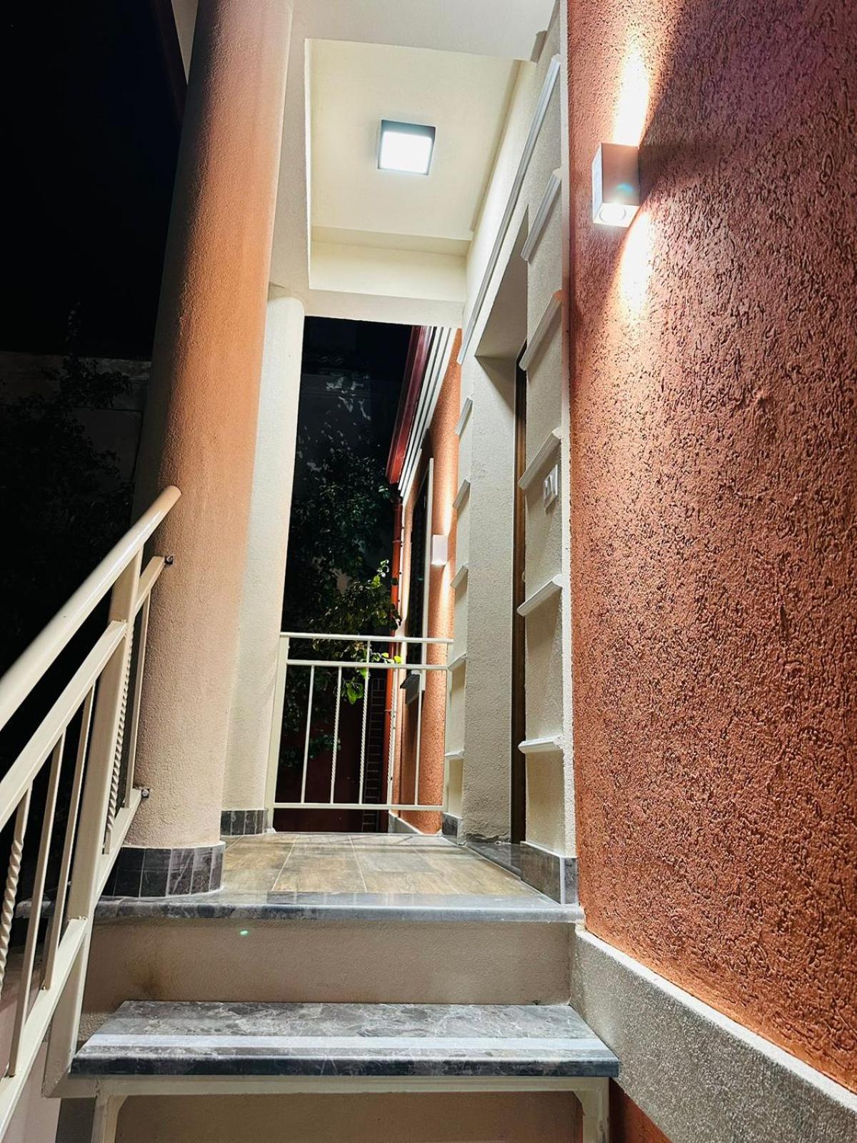 Apartment - Ground Floor photo 3