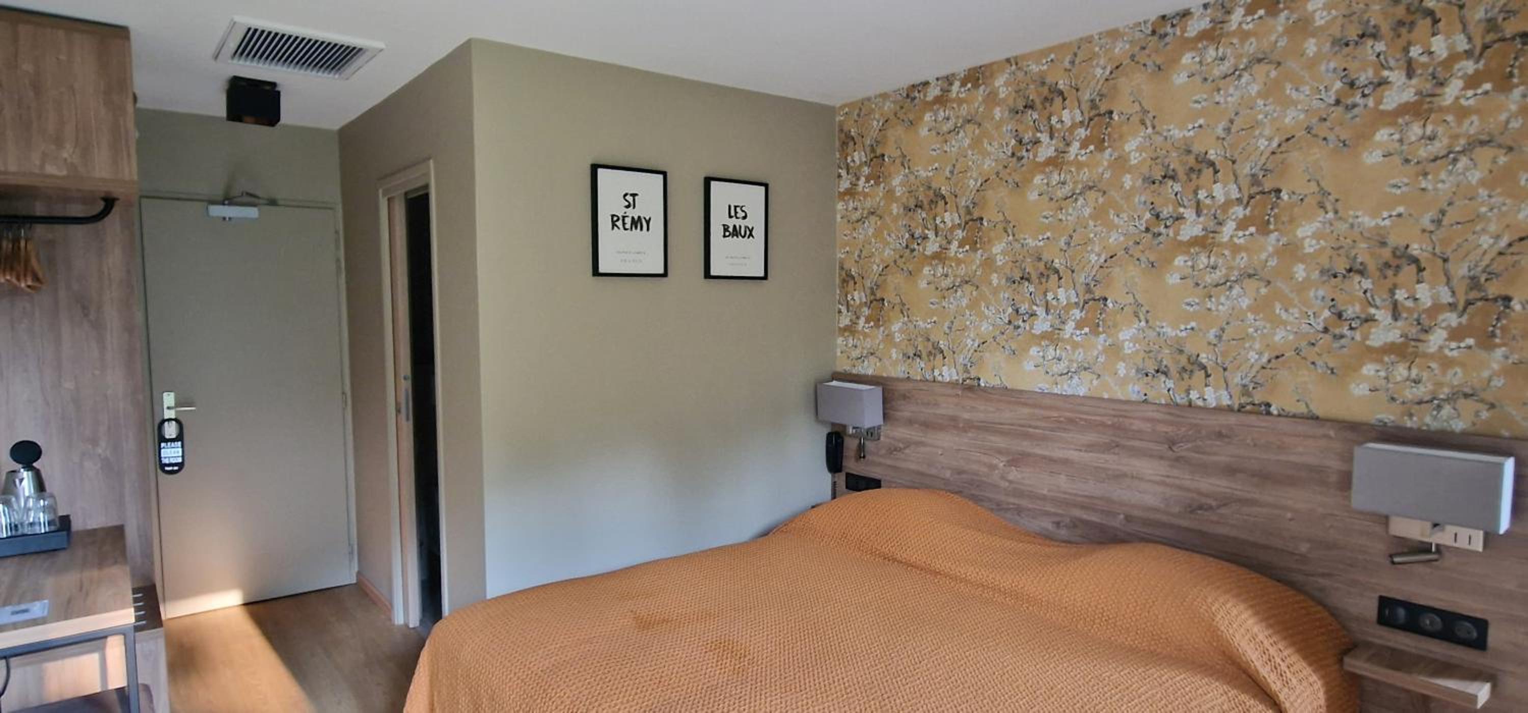 Family Room - Photo 1
