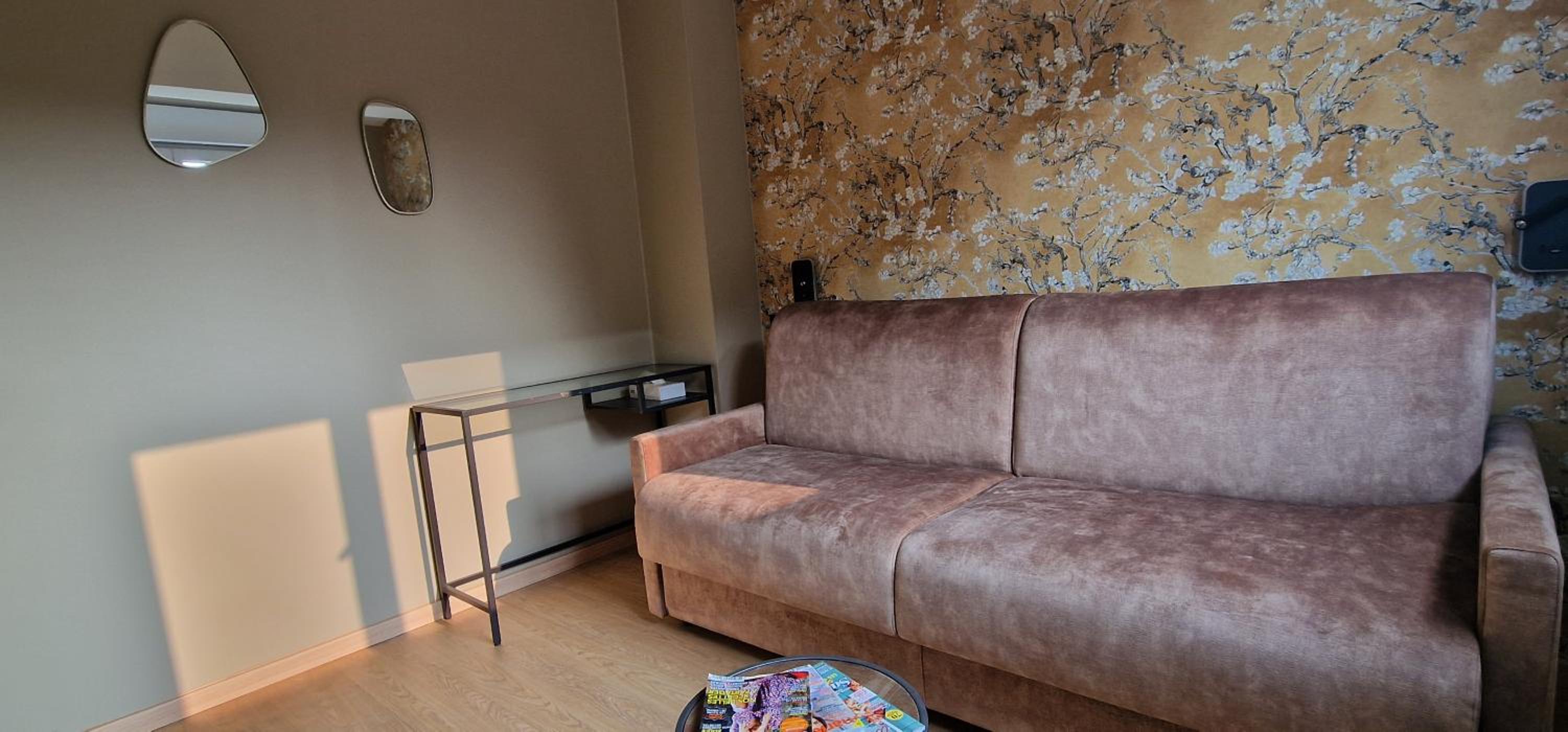 Family Room - Photo 5