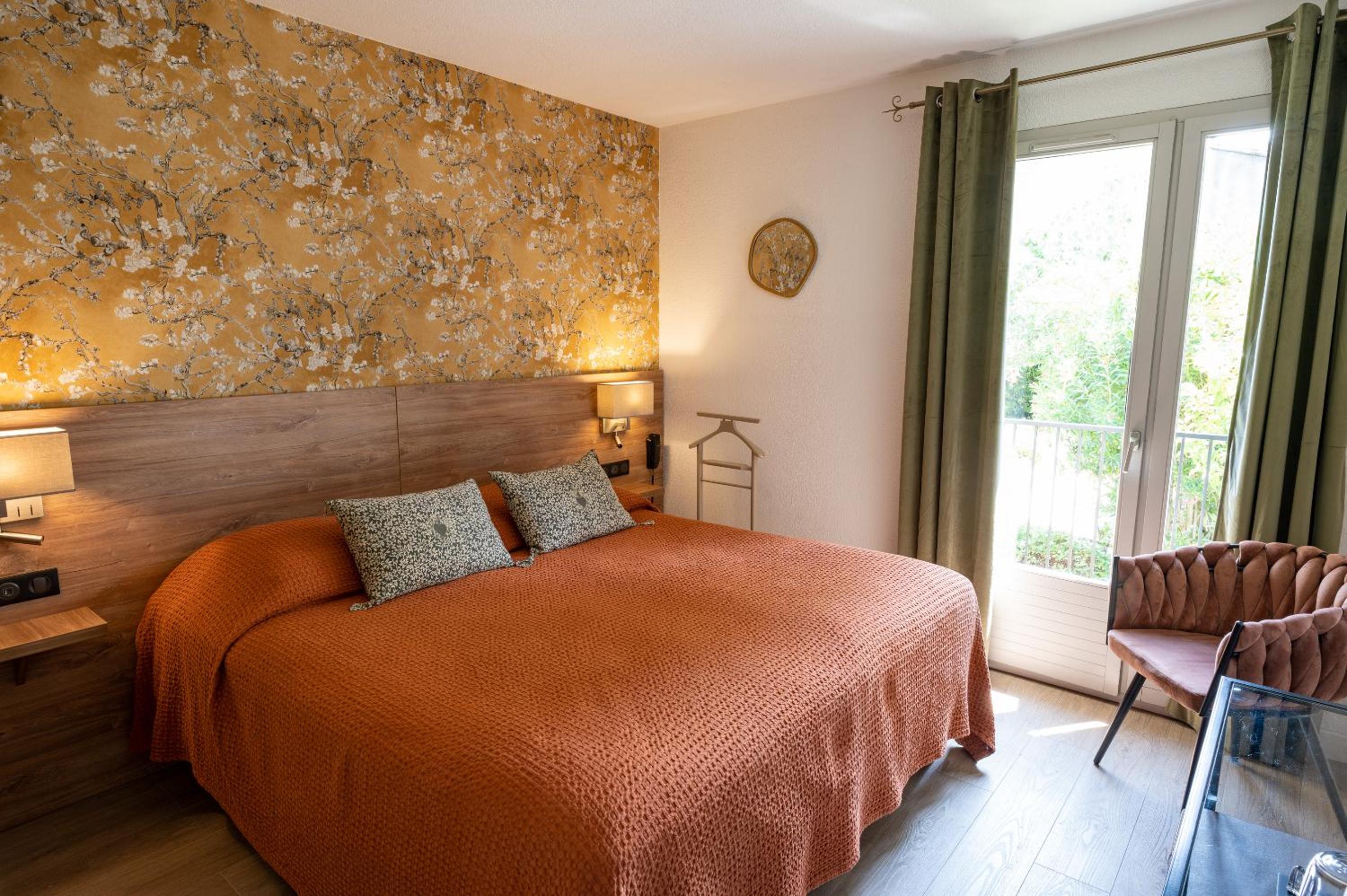  Double Room with King Size Bed - Photo 2