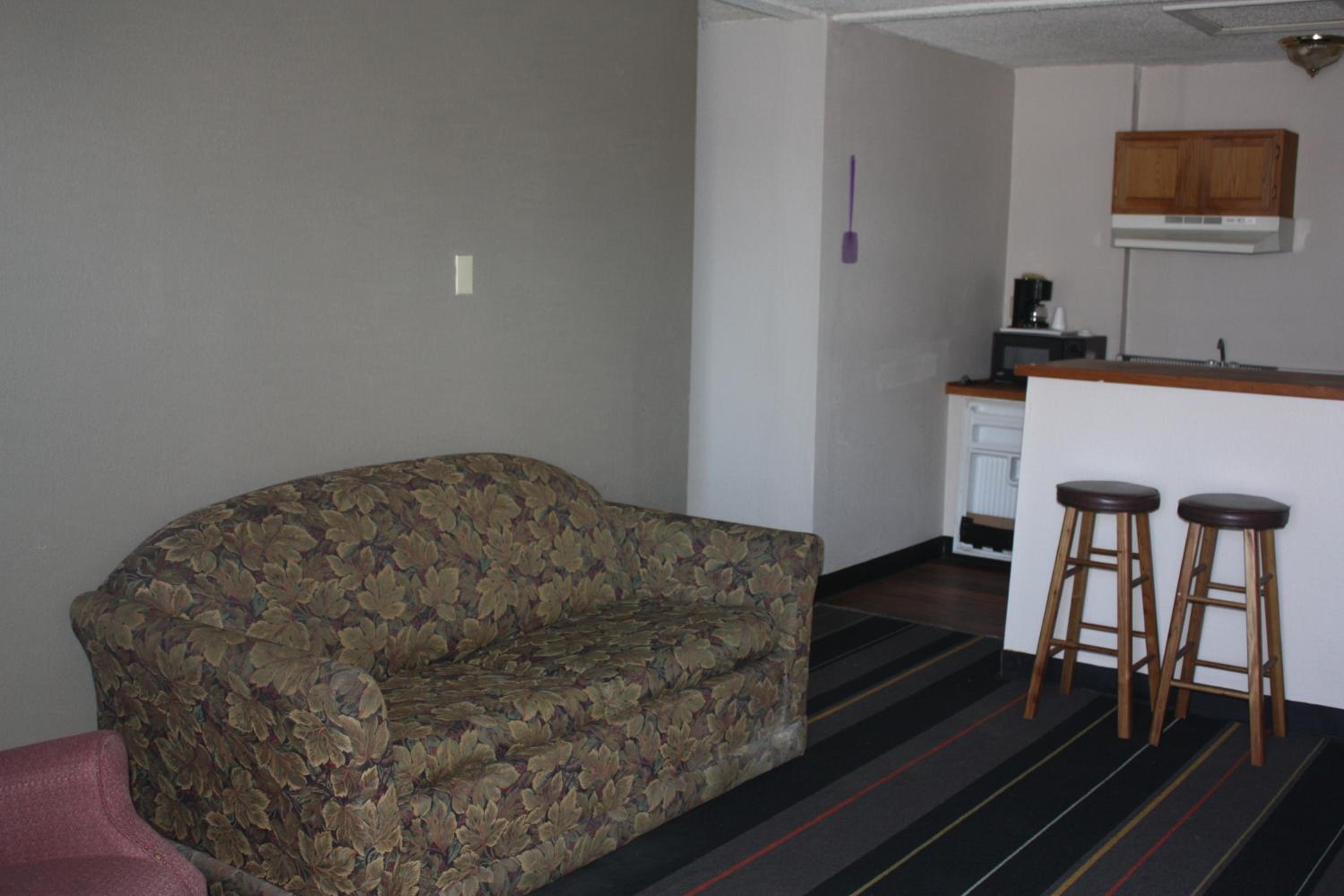 King Bed Suite with Kitchenette Non Smoking photo 2