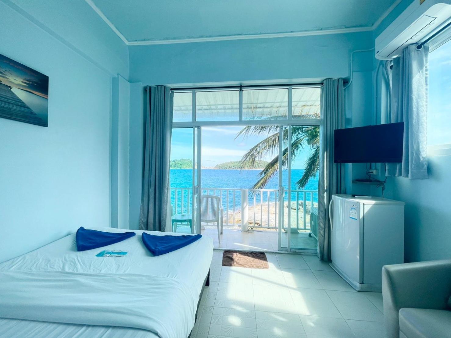 Deluxe Double Room with Sea View