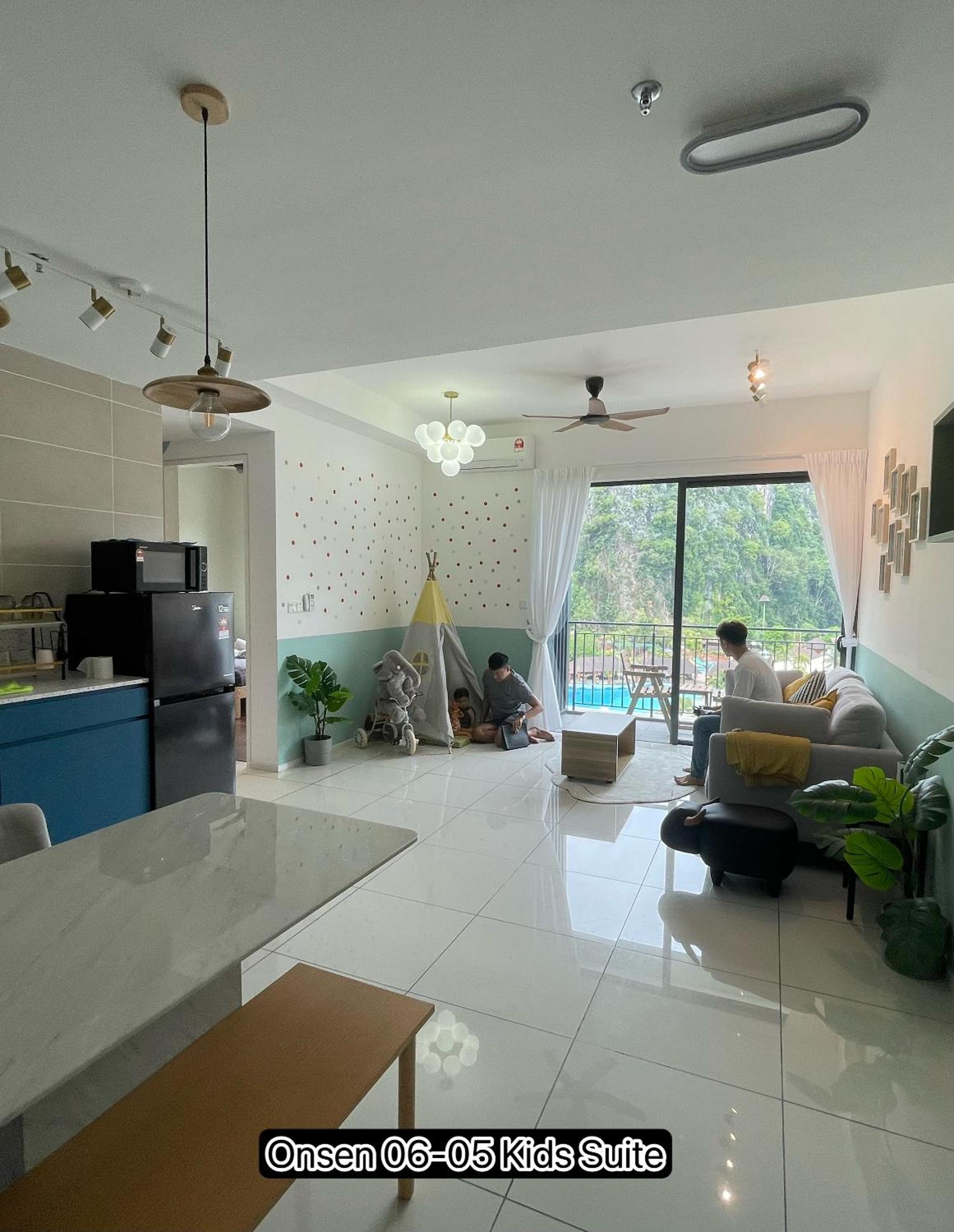 Two-Bedroom Apartment - Photo 11