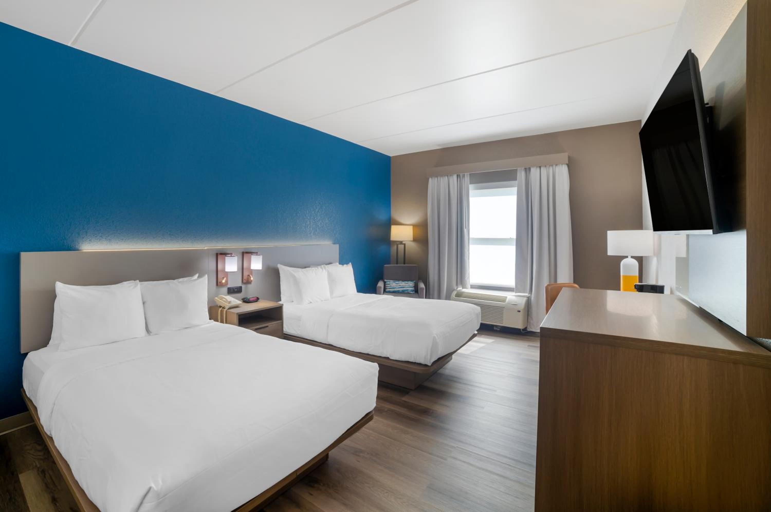 Double Room with Two Double Beds - Non-Smoking - Photo 1