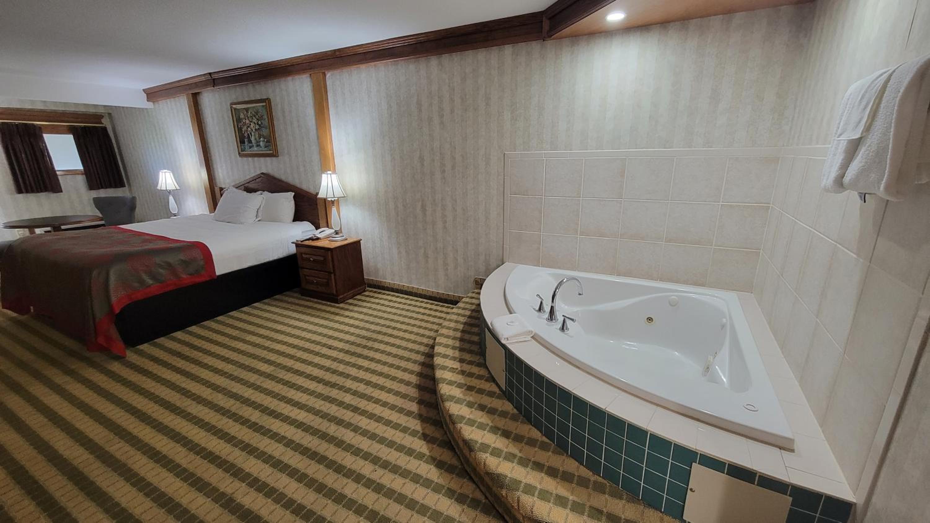 King Studio Suite - Non-Smoking - Photo 1
