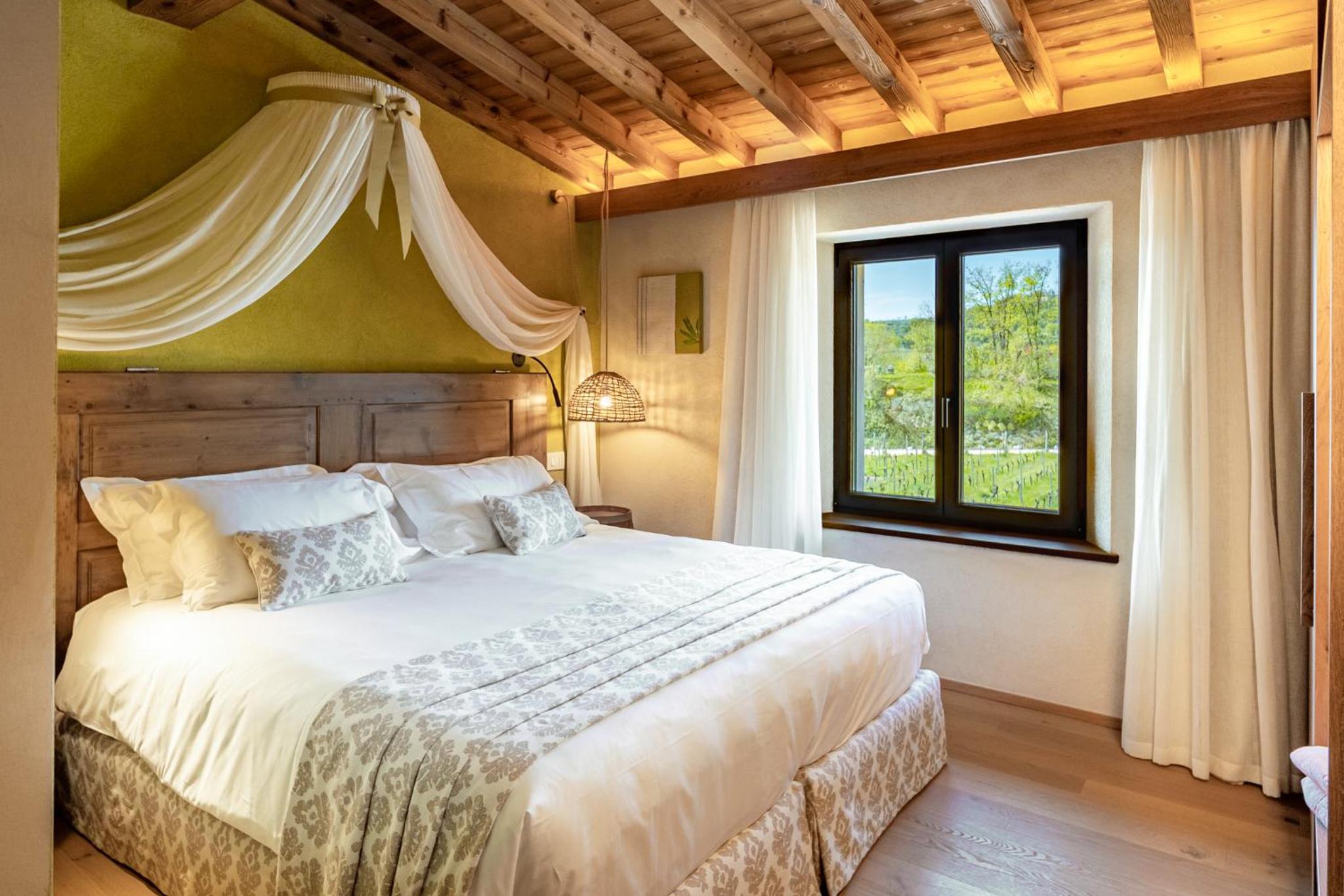 Small Double or Twin Room photo 1