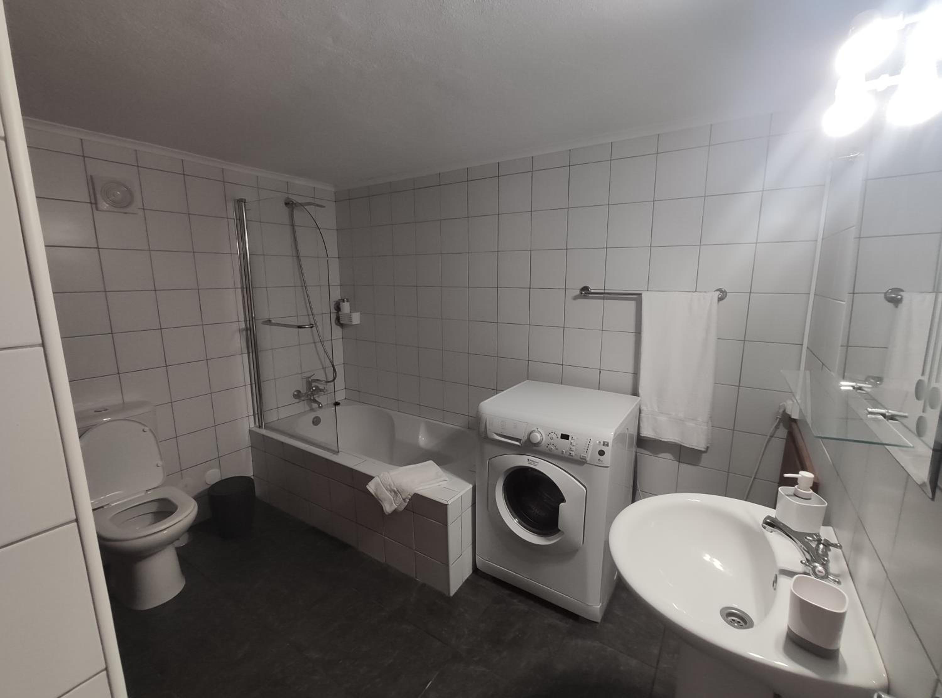 Two-Bedroom House photo 2