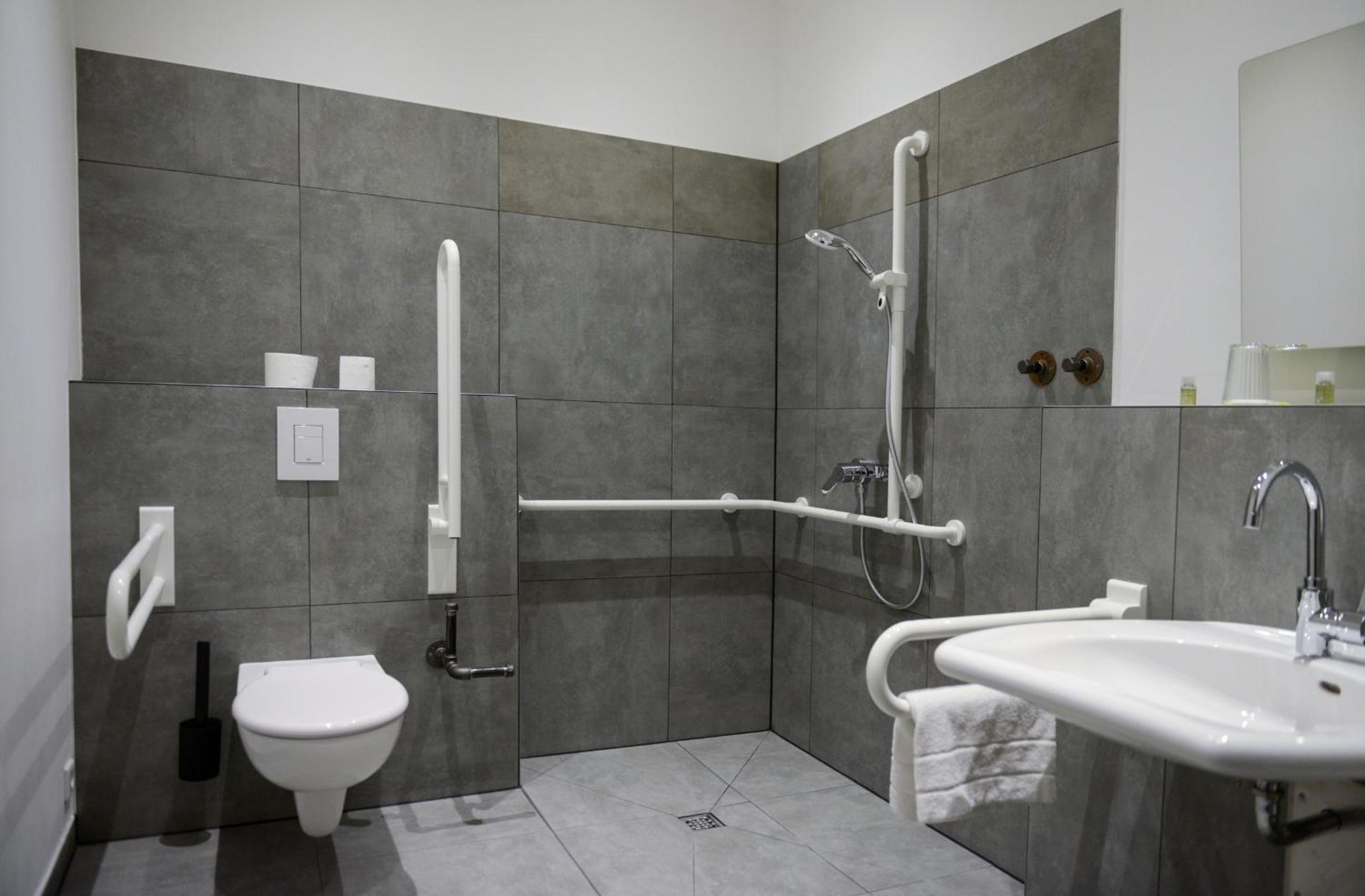King Room - Disability Access