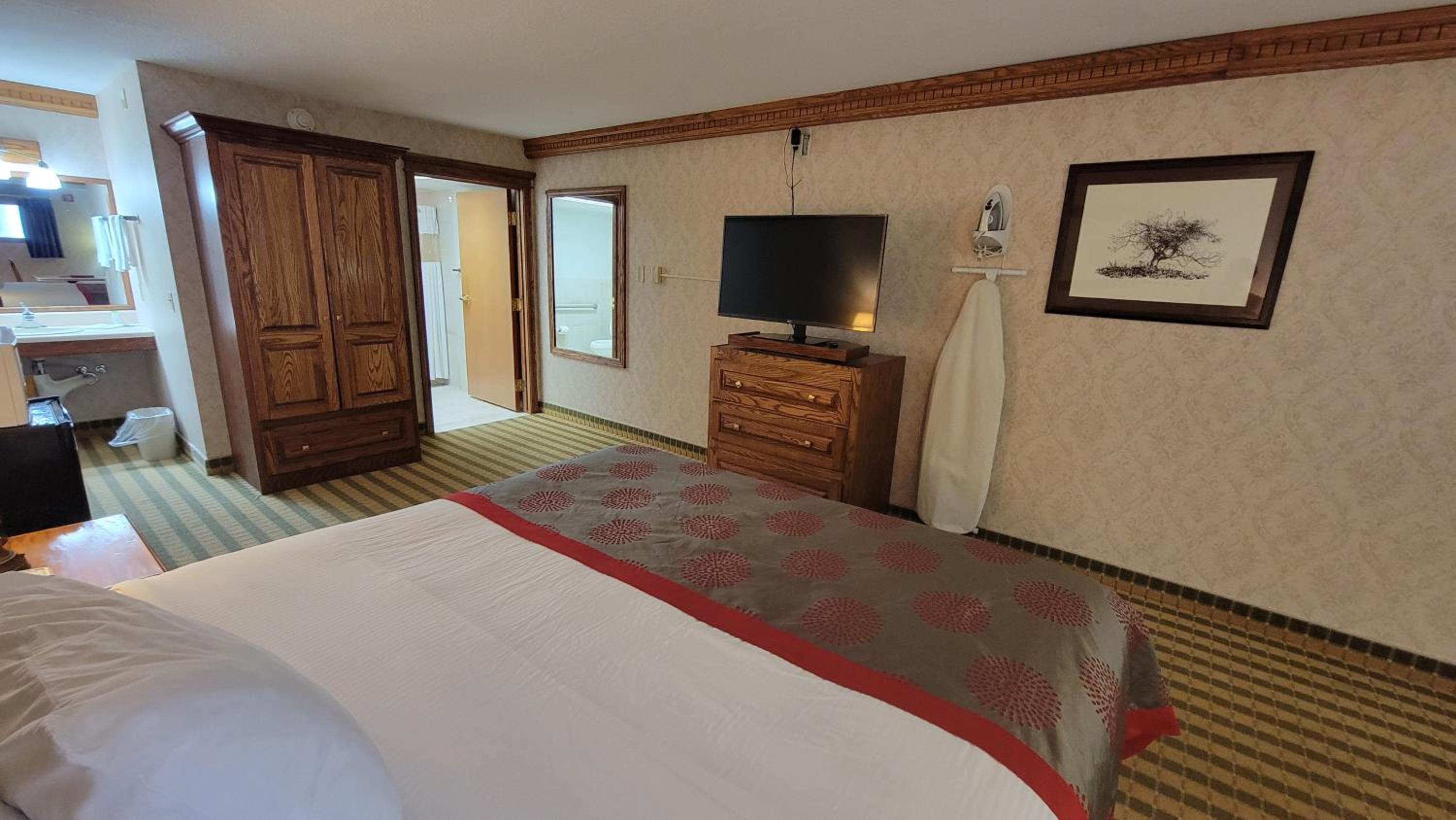 King Room - Mobility Access/Non-Smoking - Photo 4