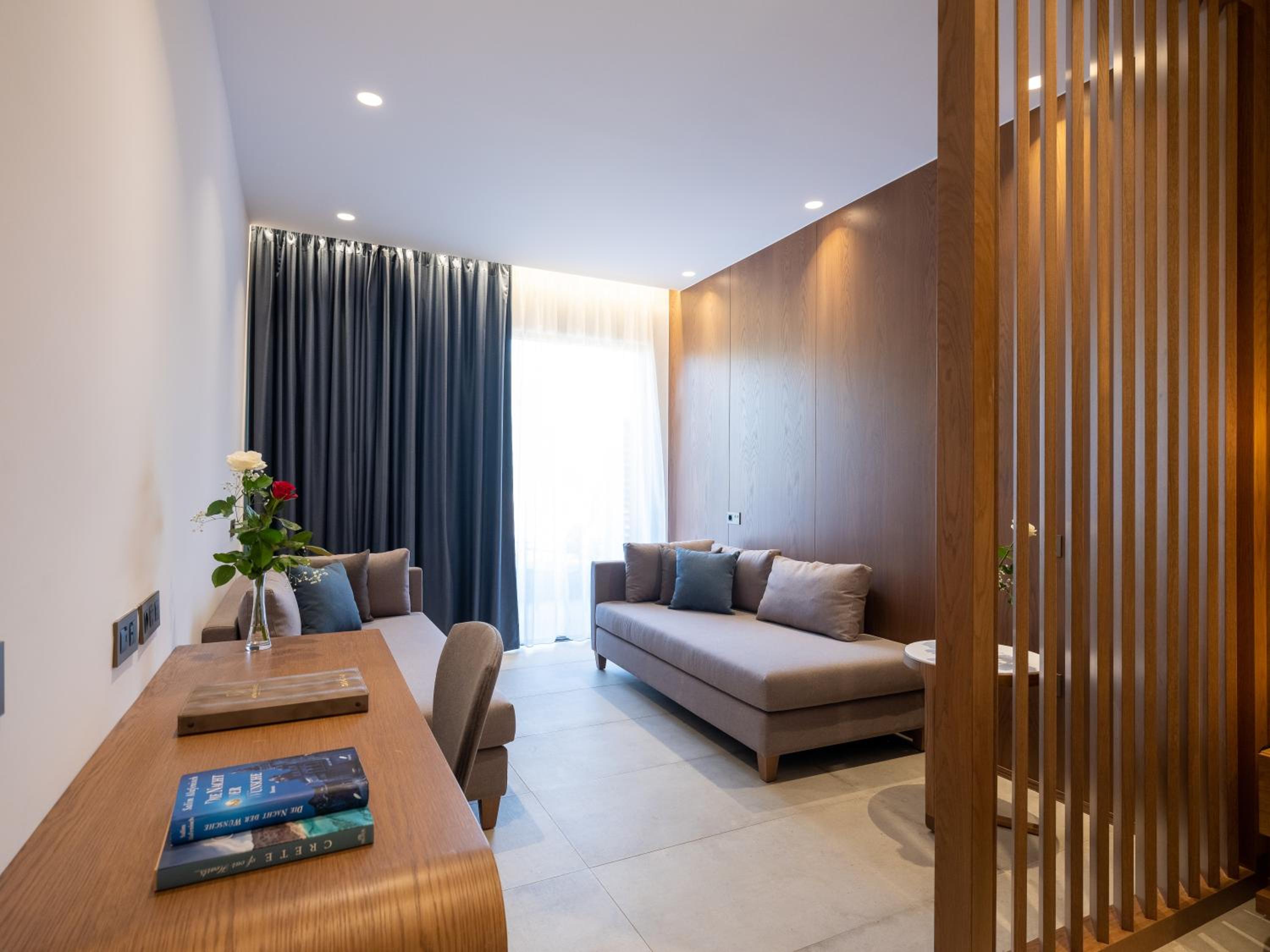 Comfort Family room Garden view visually separated children area