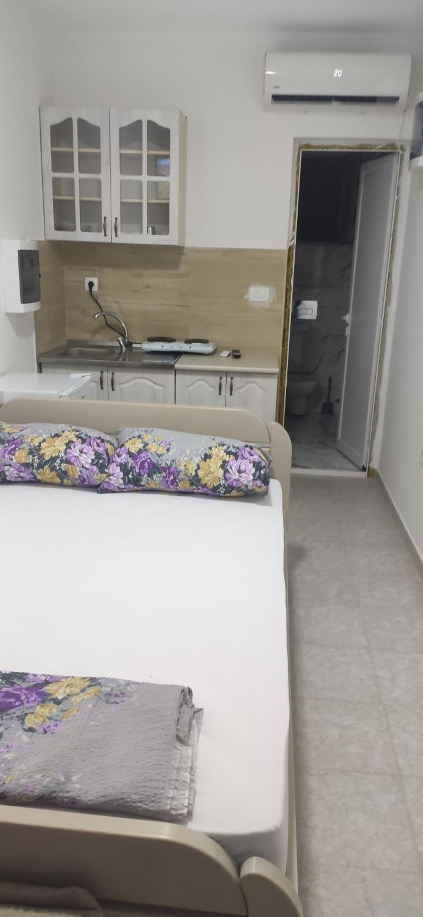 Deluxe Double Room (2 Adults + 1 Child) photo 1