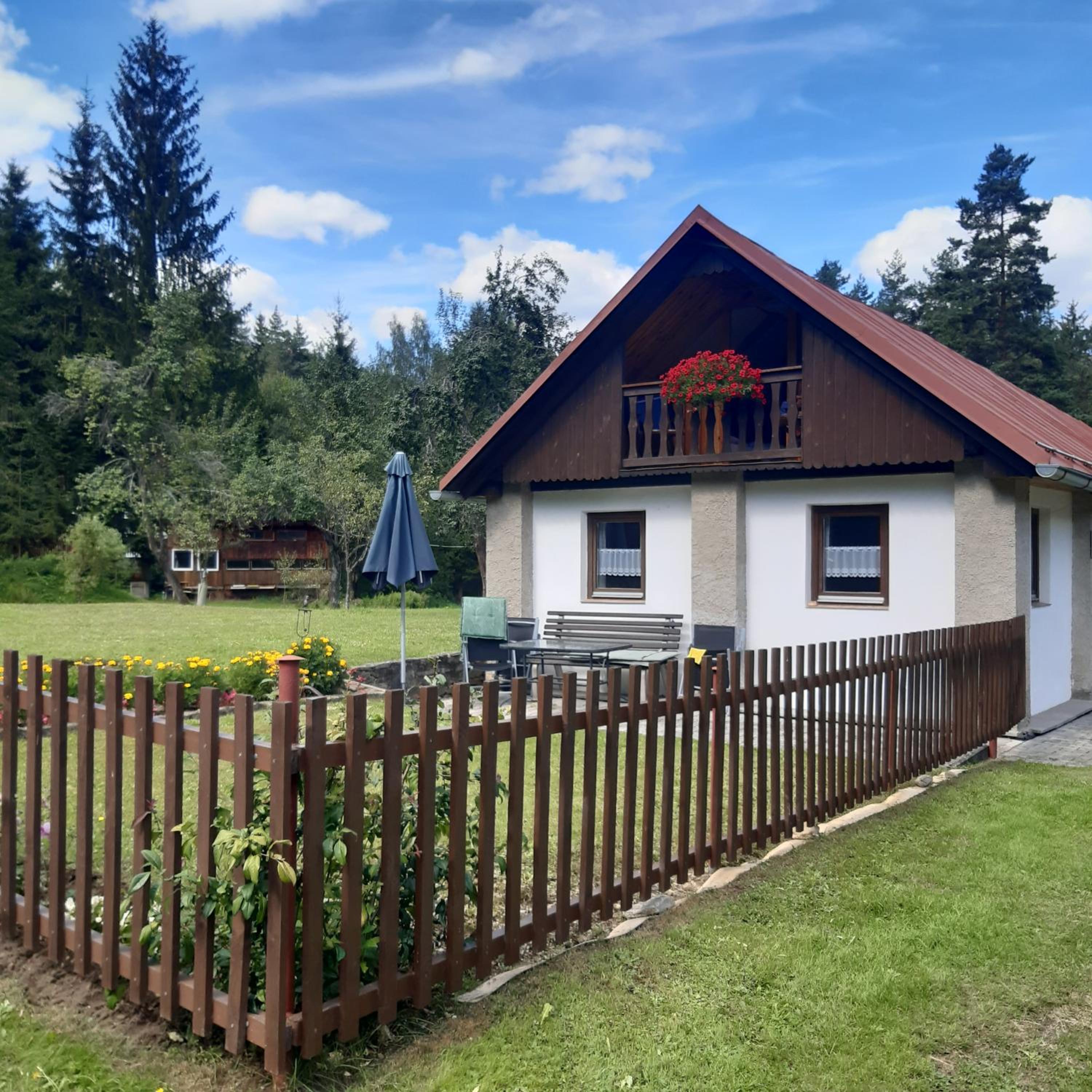 One-Bedroom House photo 1