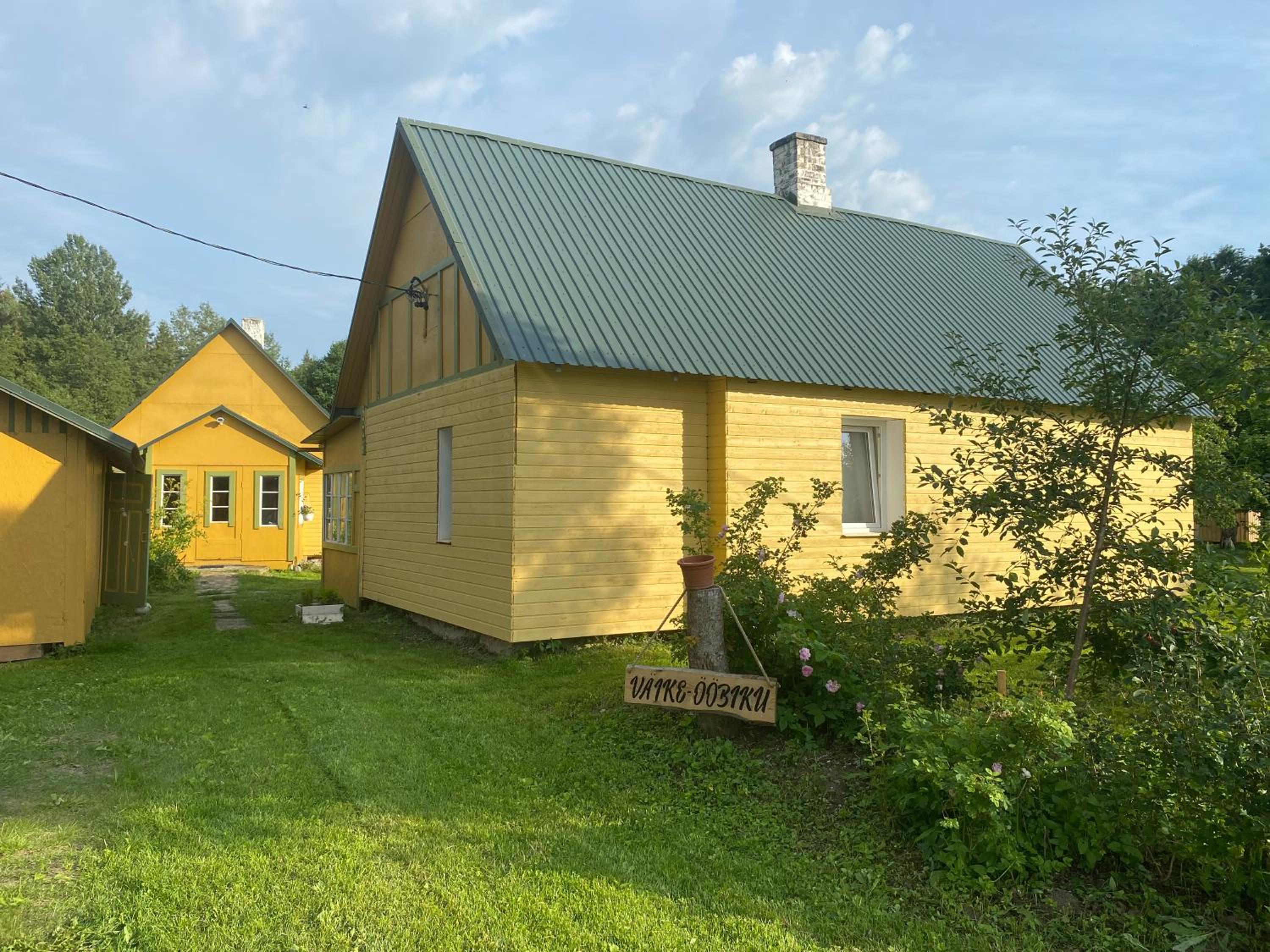One-Bedroom House photo 1