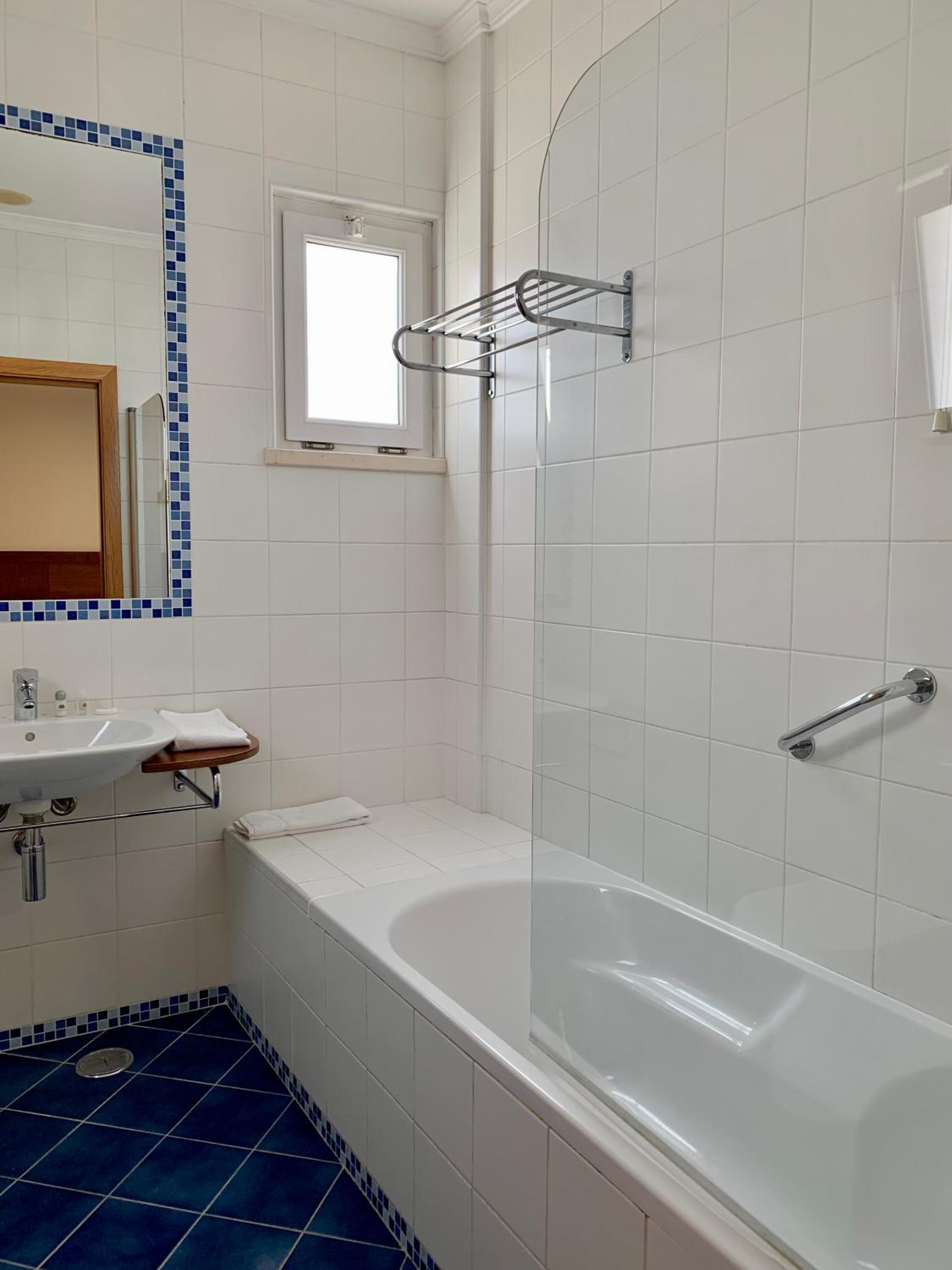 Superior Double Room - Photo 3