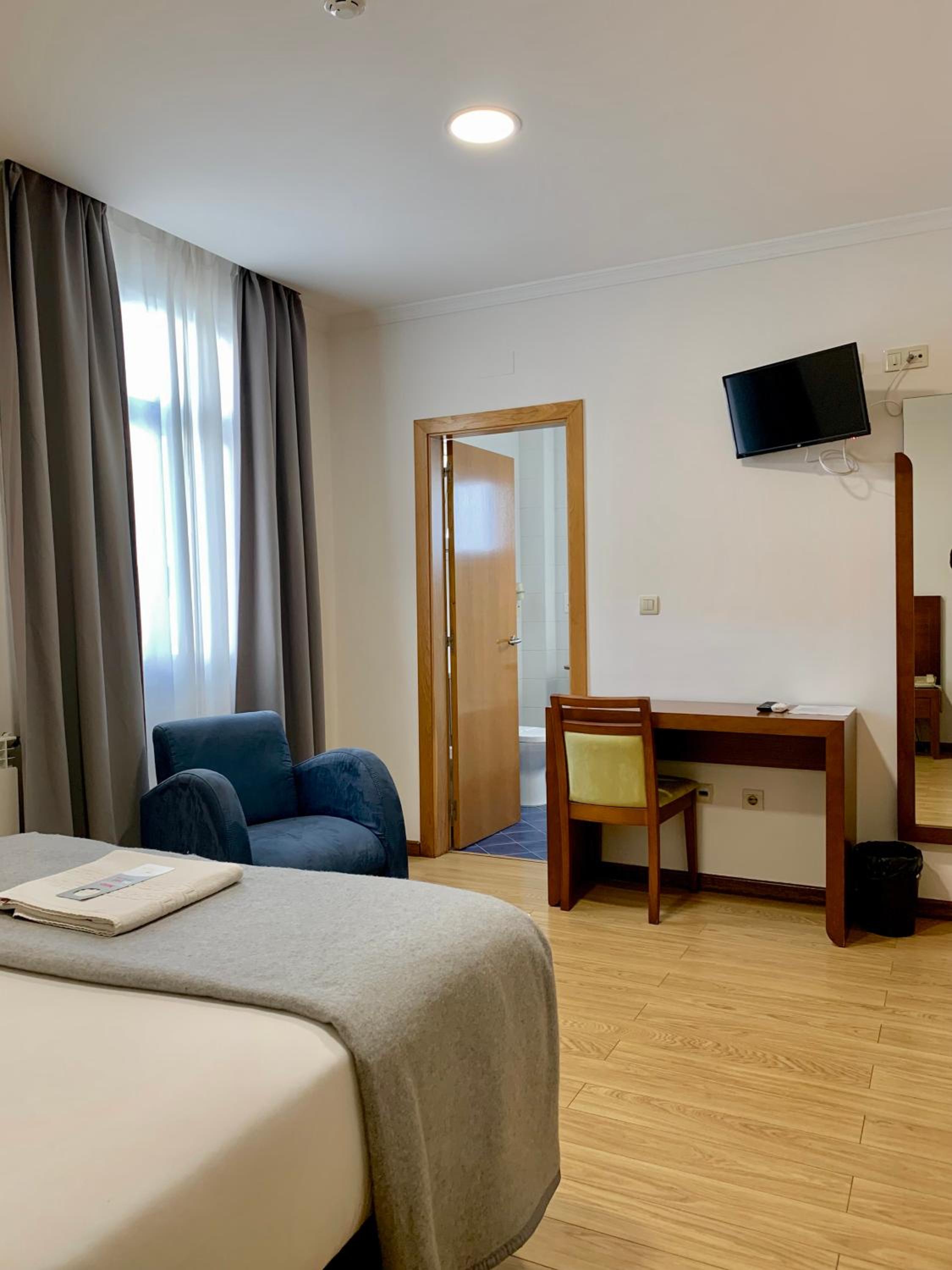 Superior Double Room - Photo 4