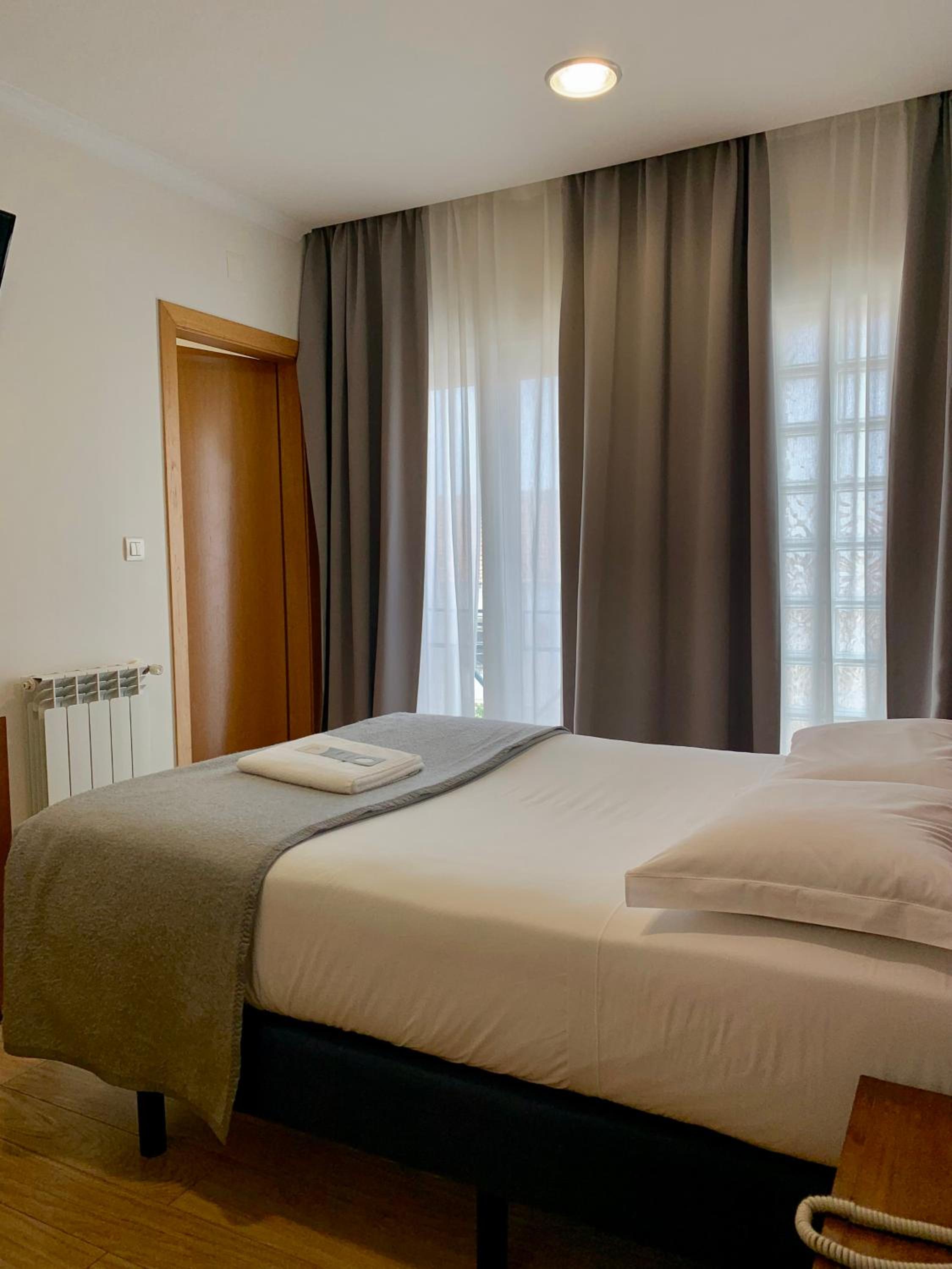 Double Room - Photo 1
