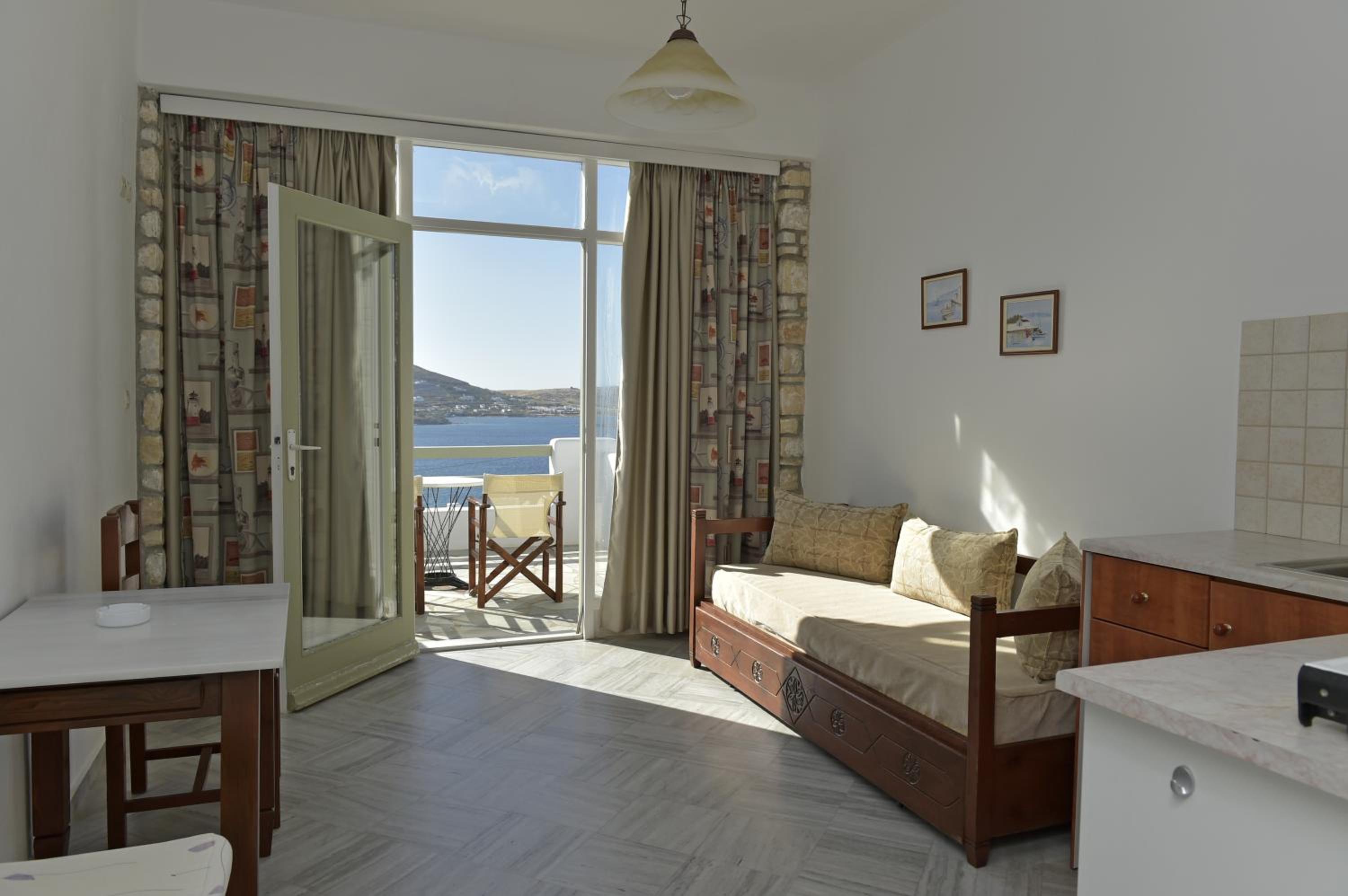 Superior Apartment with Sea View (3-4 Adults)  photo 2