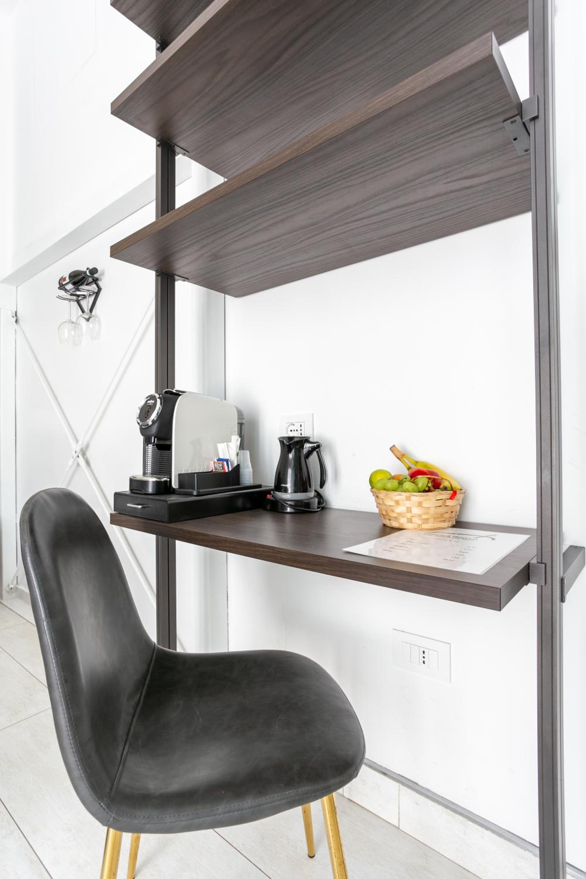 Superior Double or Twin Room with City View - Photo 74