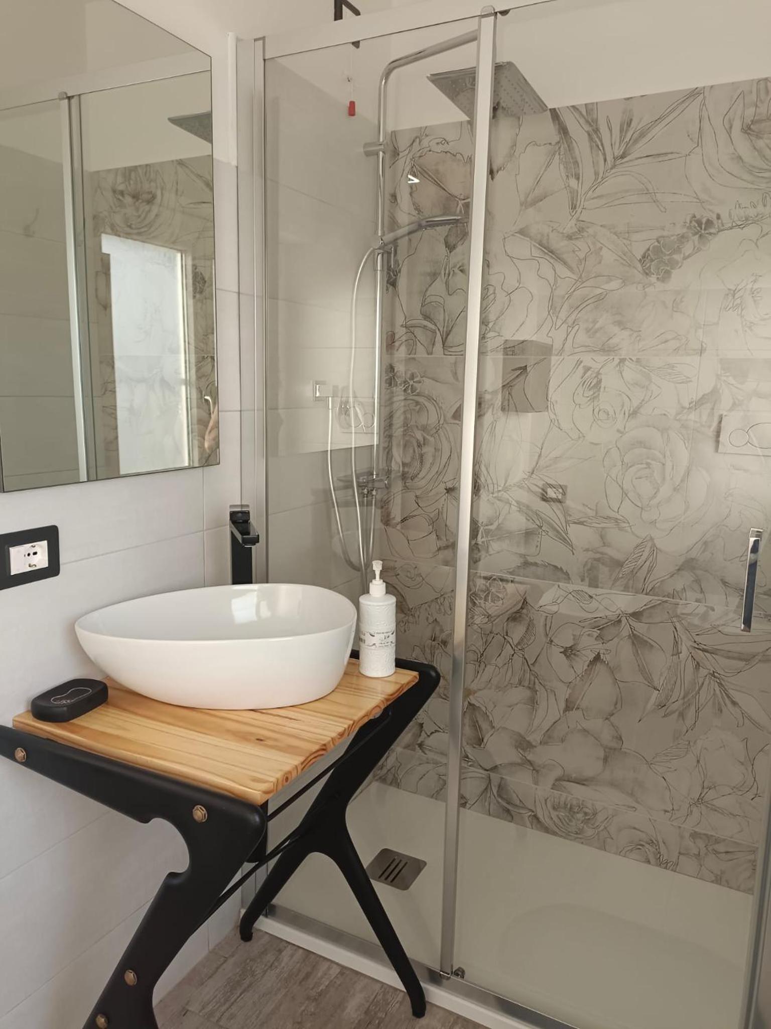 Triple Room - Photo 8