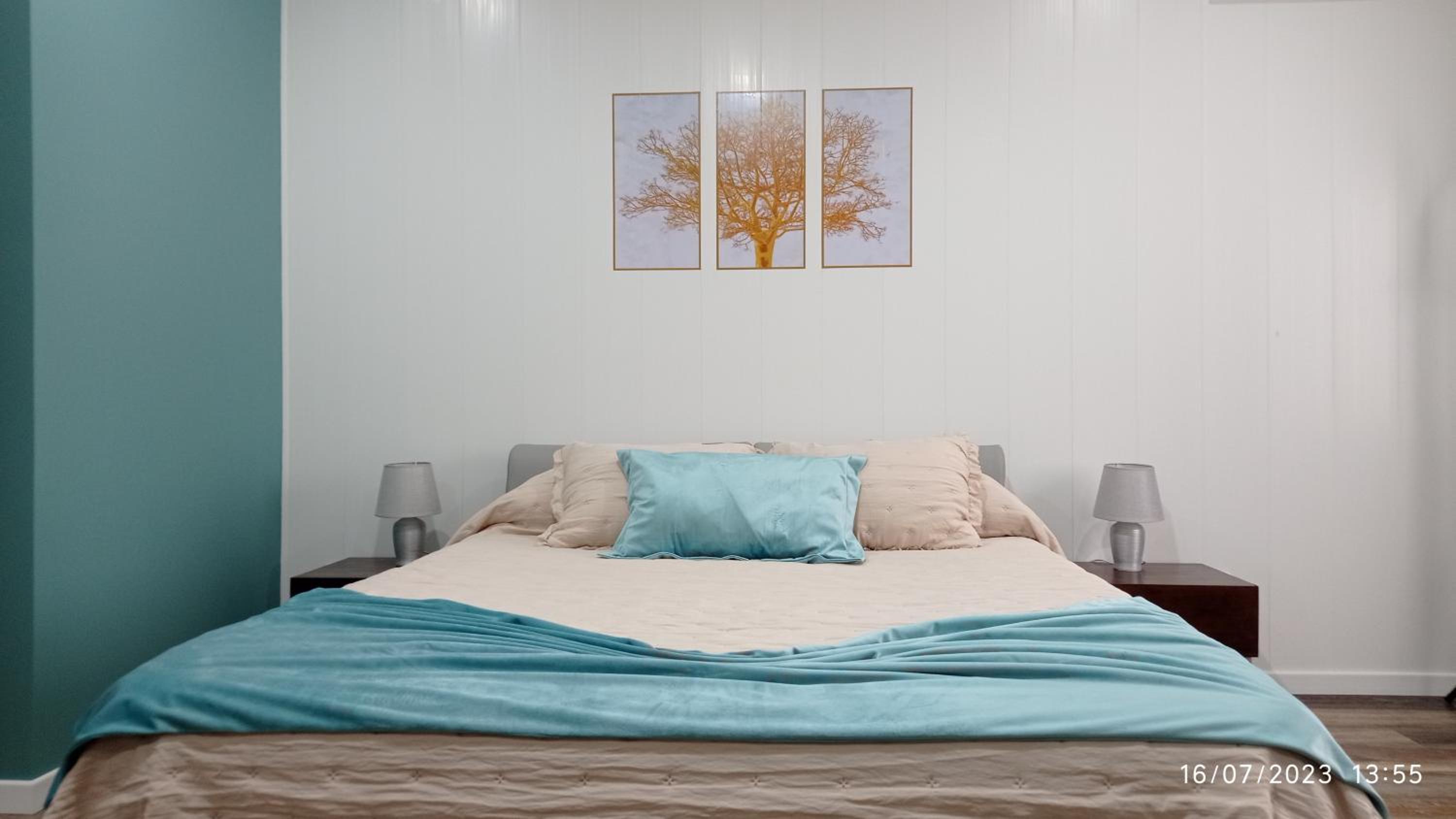 One-Bedroom Apartment - Photo 3