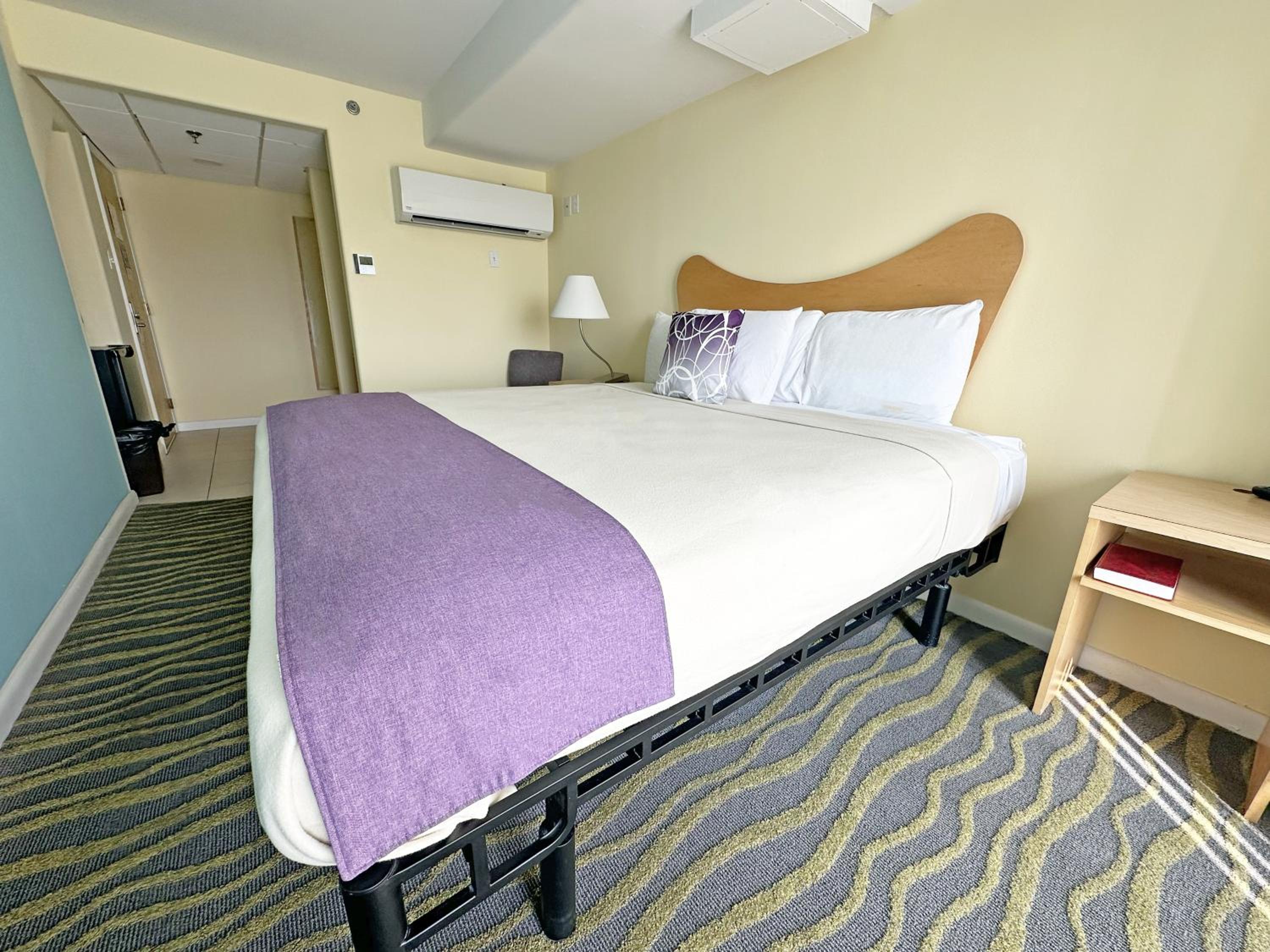 King Room with Balcony photo 3