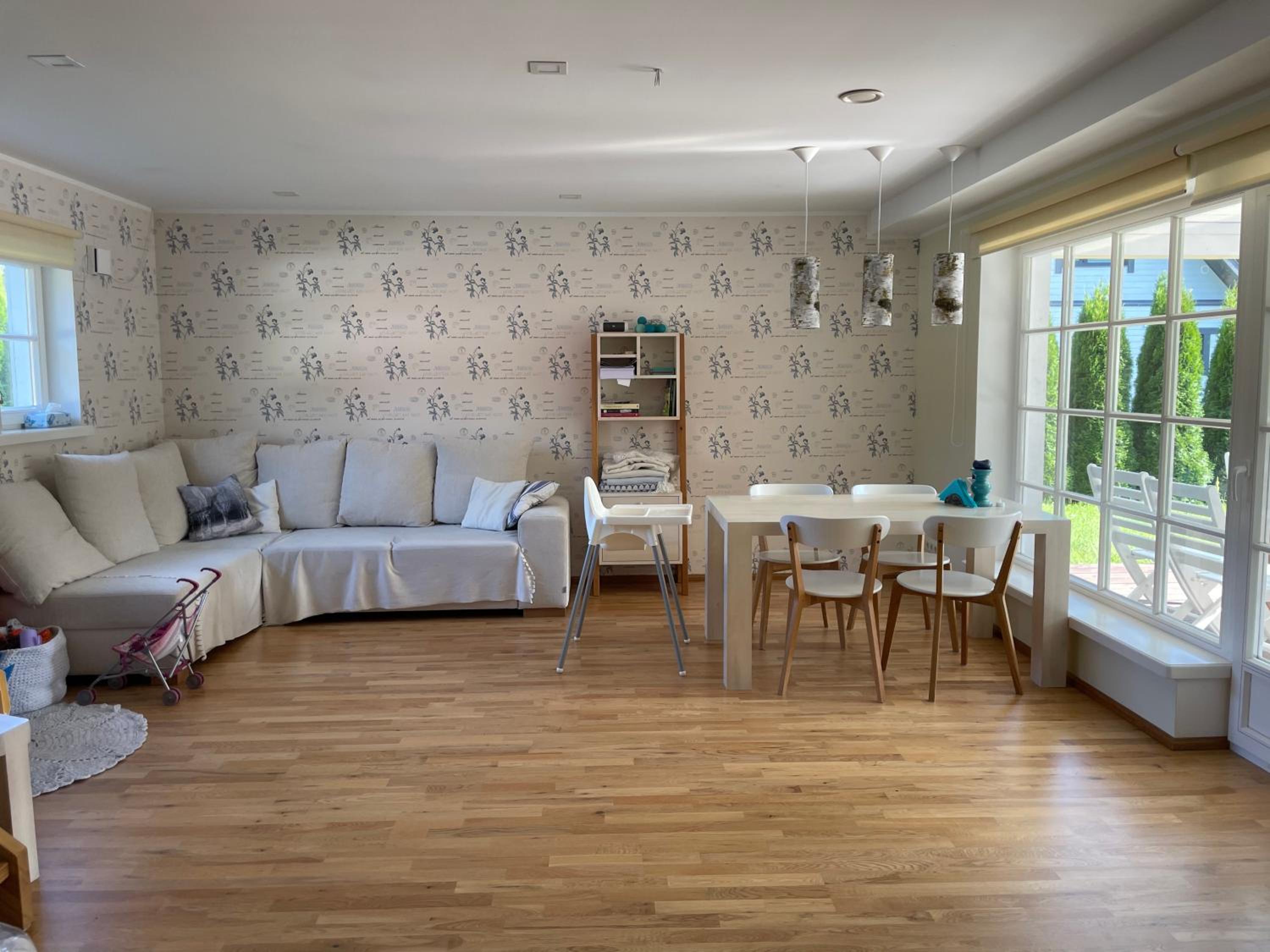 Four-Bedroom House photo 1