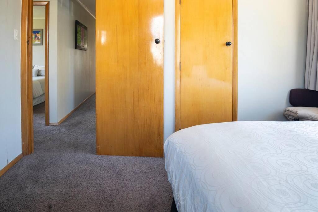 Four-Bedroom House - Photo 20