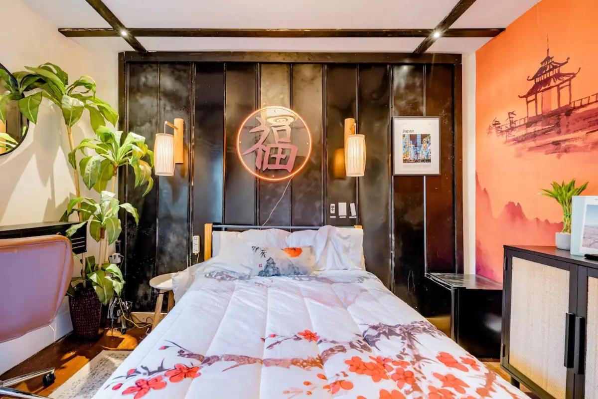 Double Room with Shared Bathroom photo 1