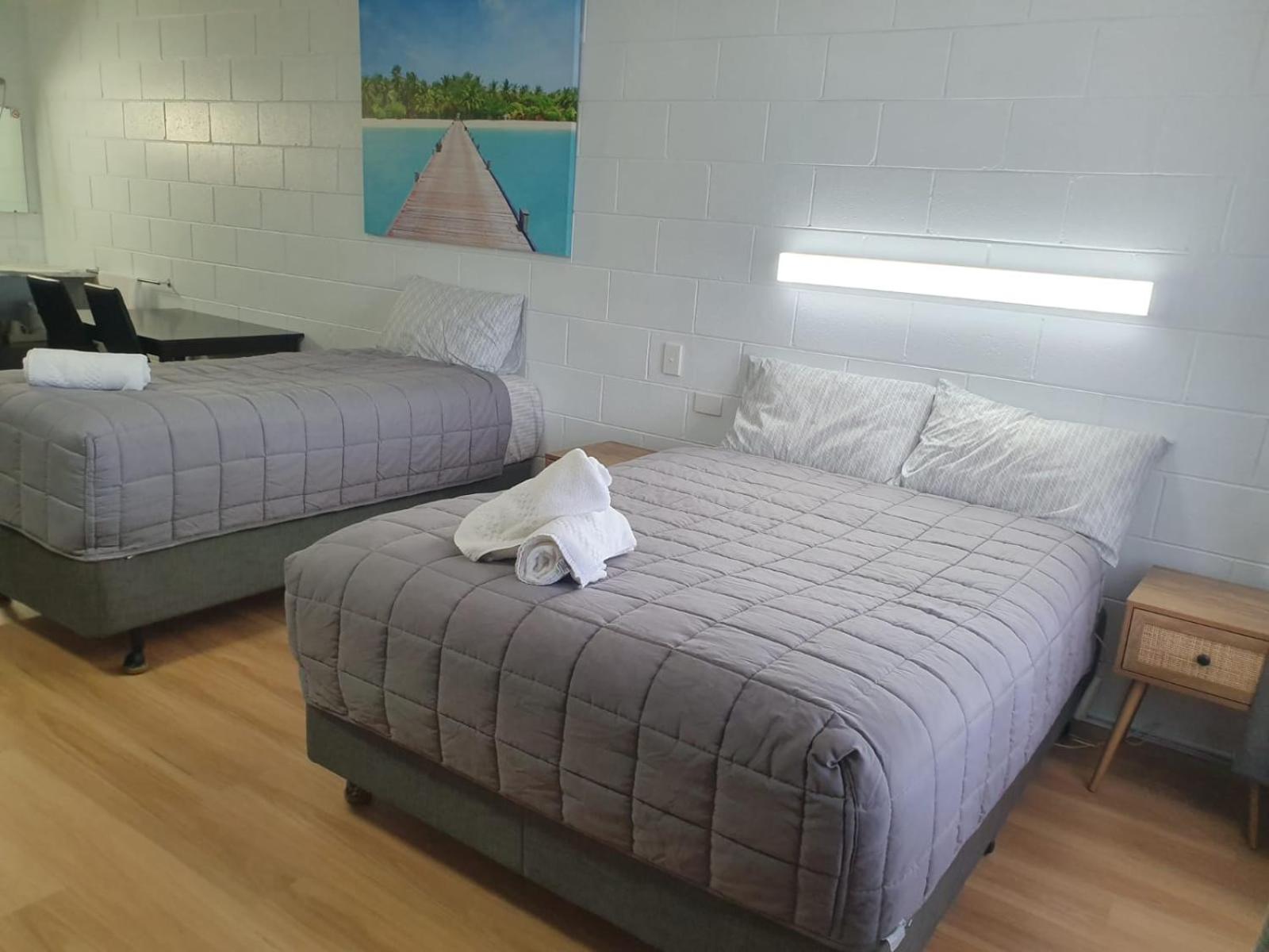Deluxe Twin Room - Photo 2