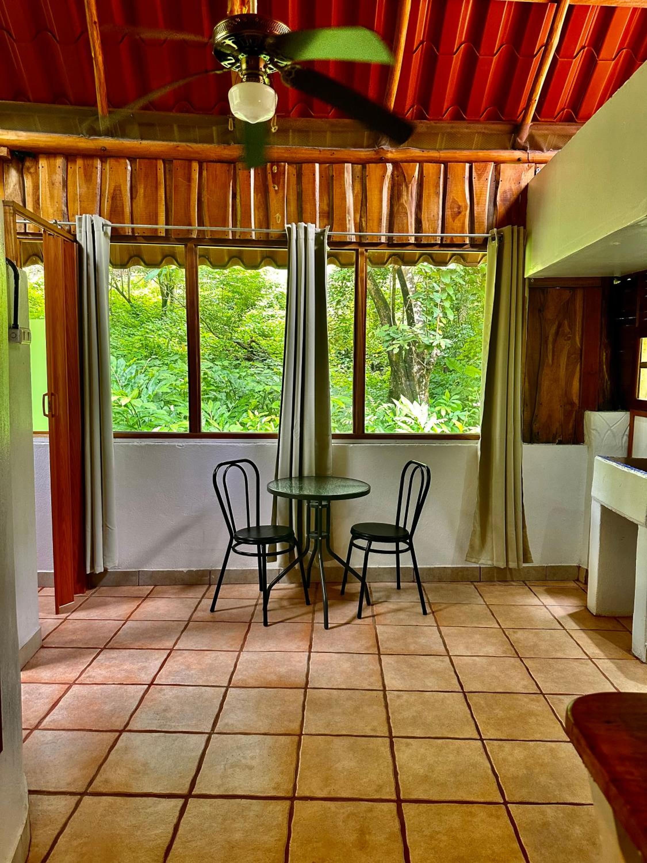 Habitación Queen con vista al jardín