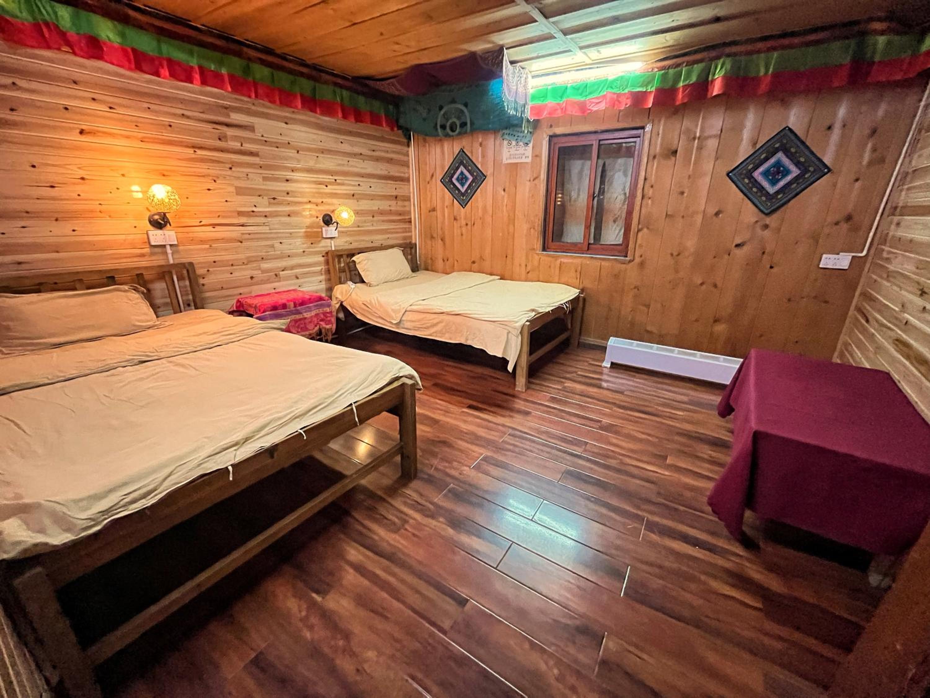 Bed in 5-Bed Male Dormitory Room photo 2
