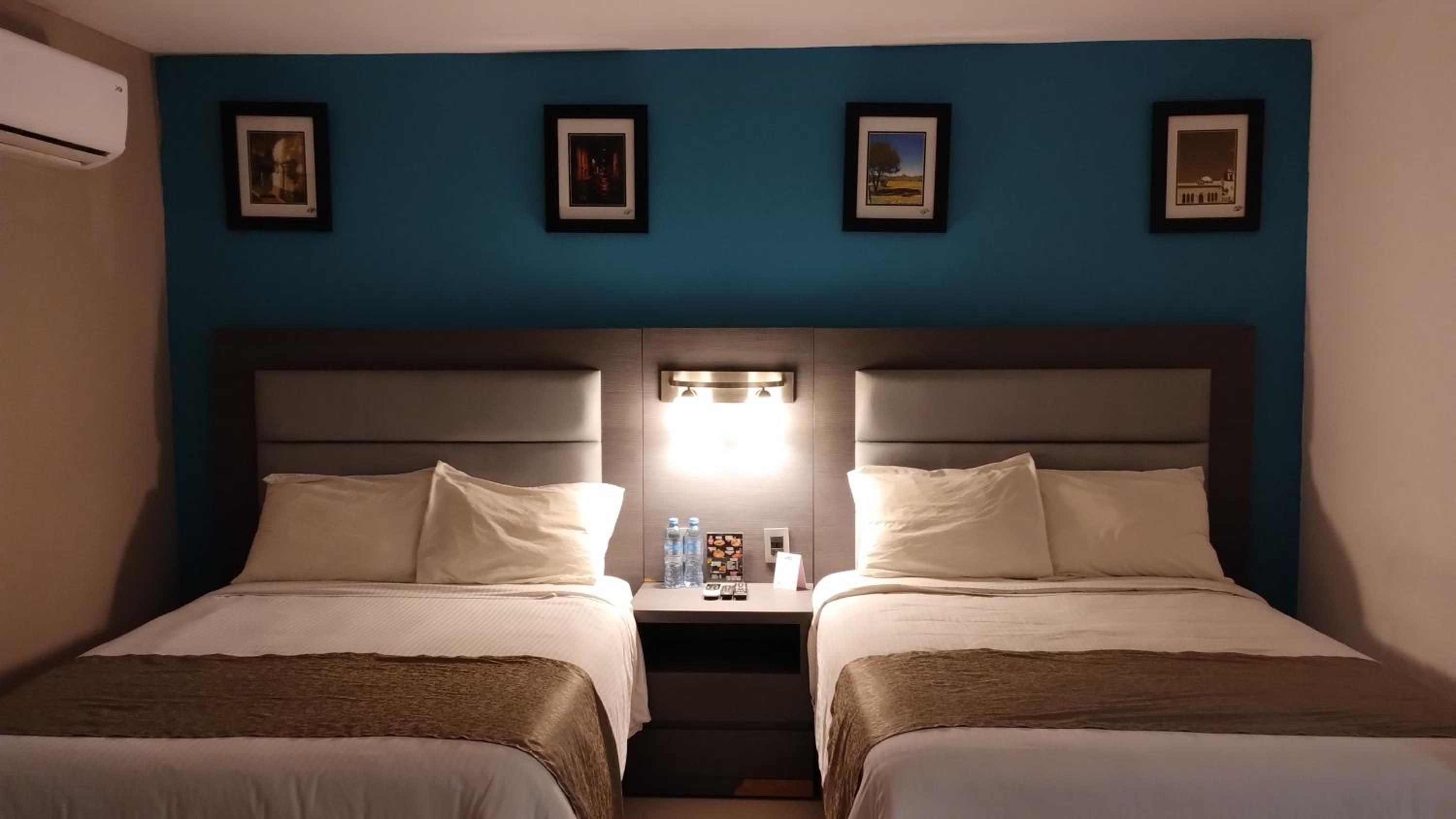 Twin Room - Photo 6