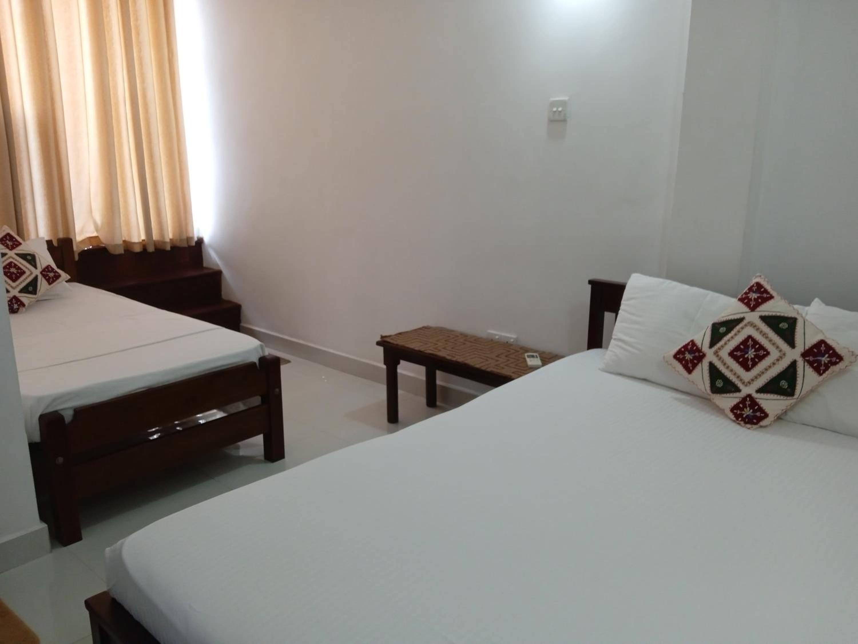 Deluxe Double or Twin Room photo 1