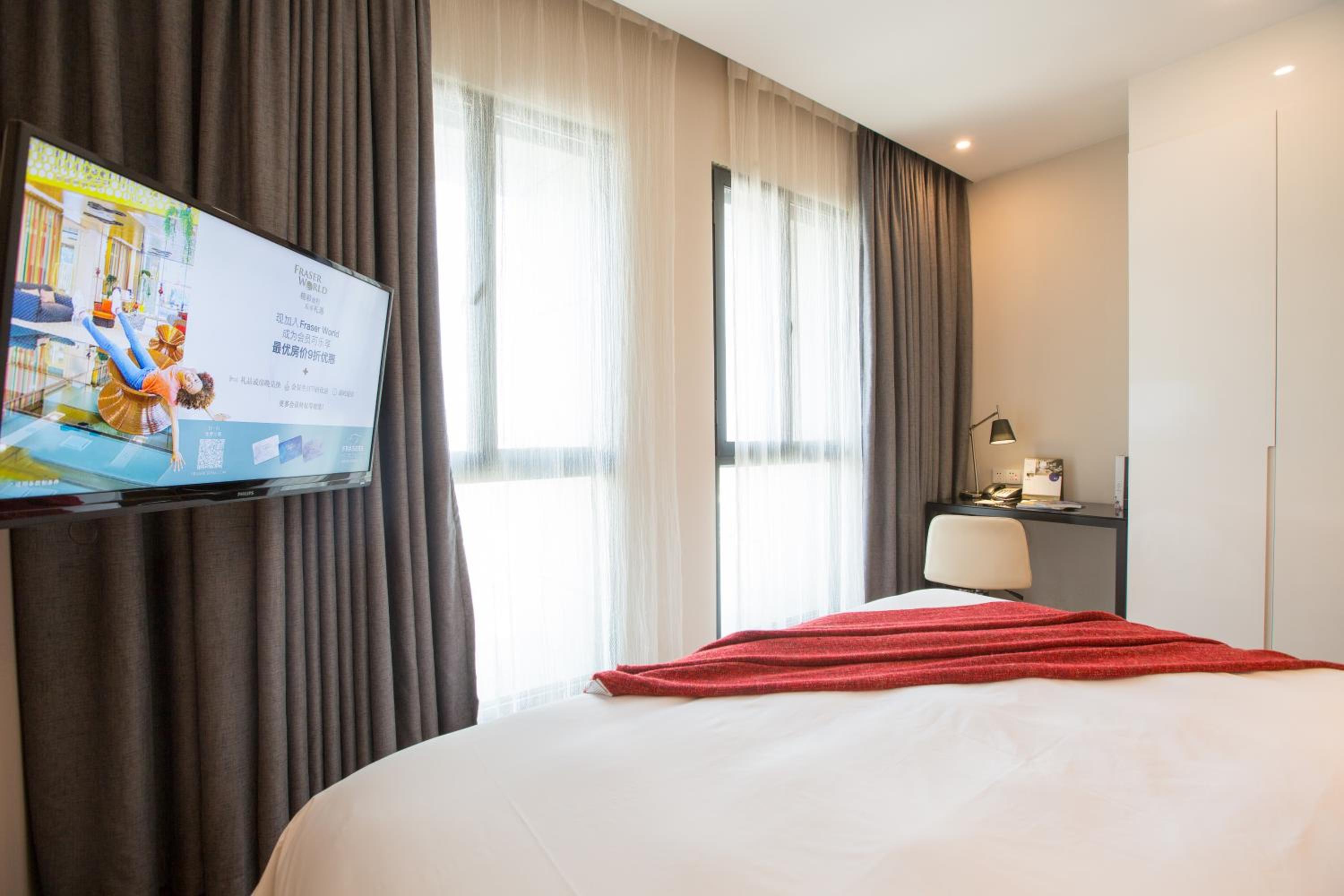 Two Bedroom Deluxe Apartment (with 2 breakfast) photo 2