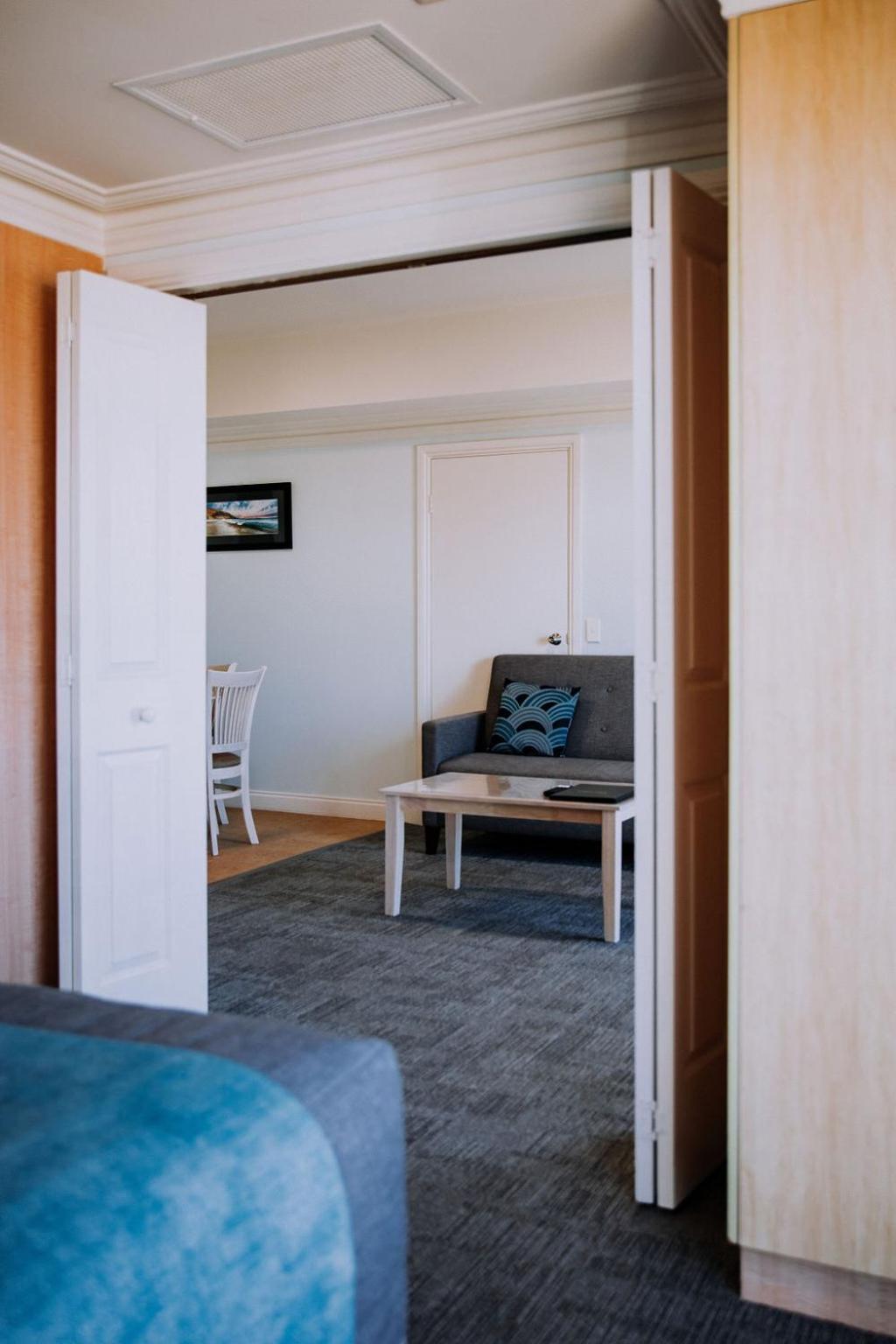 Ocean View Spa Suite  photo 3