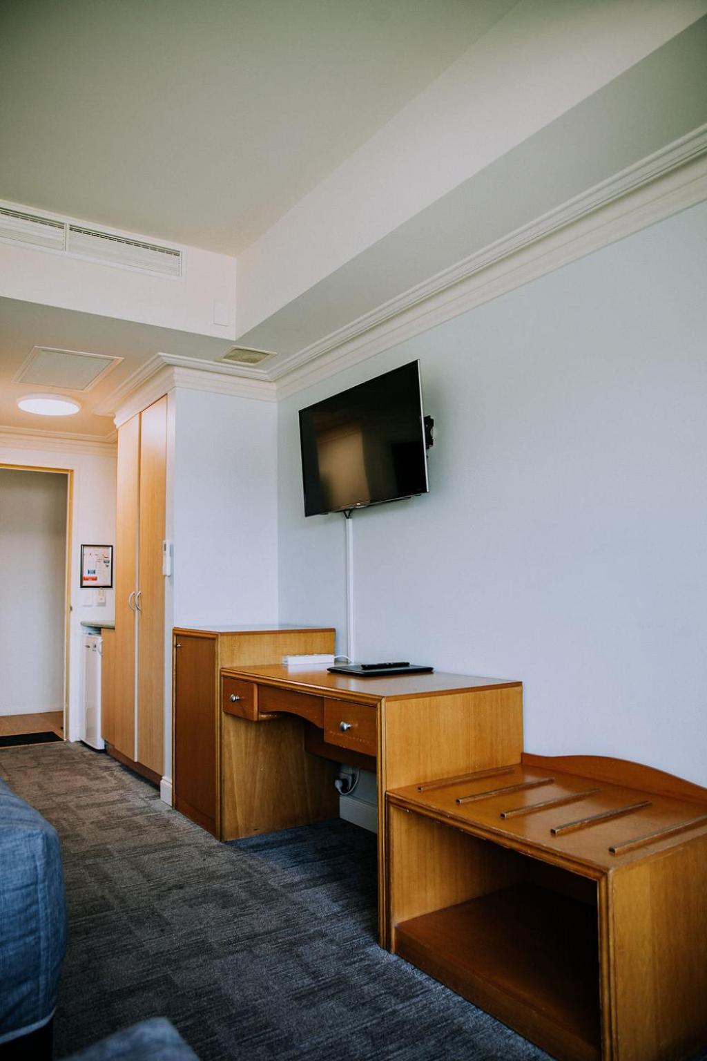 Double or Twin Room with Pool View photo 3