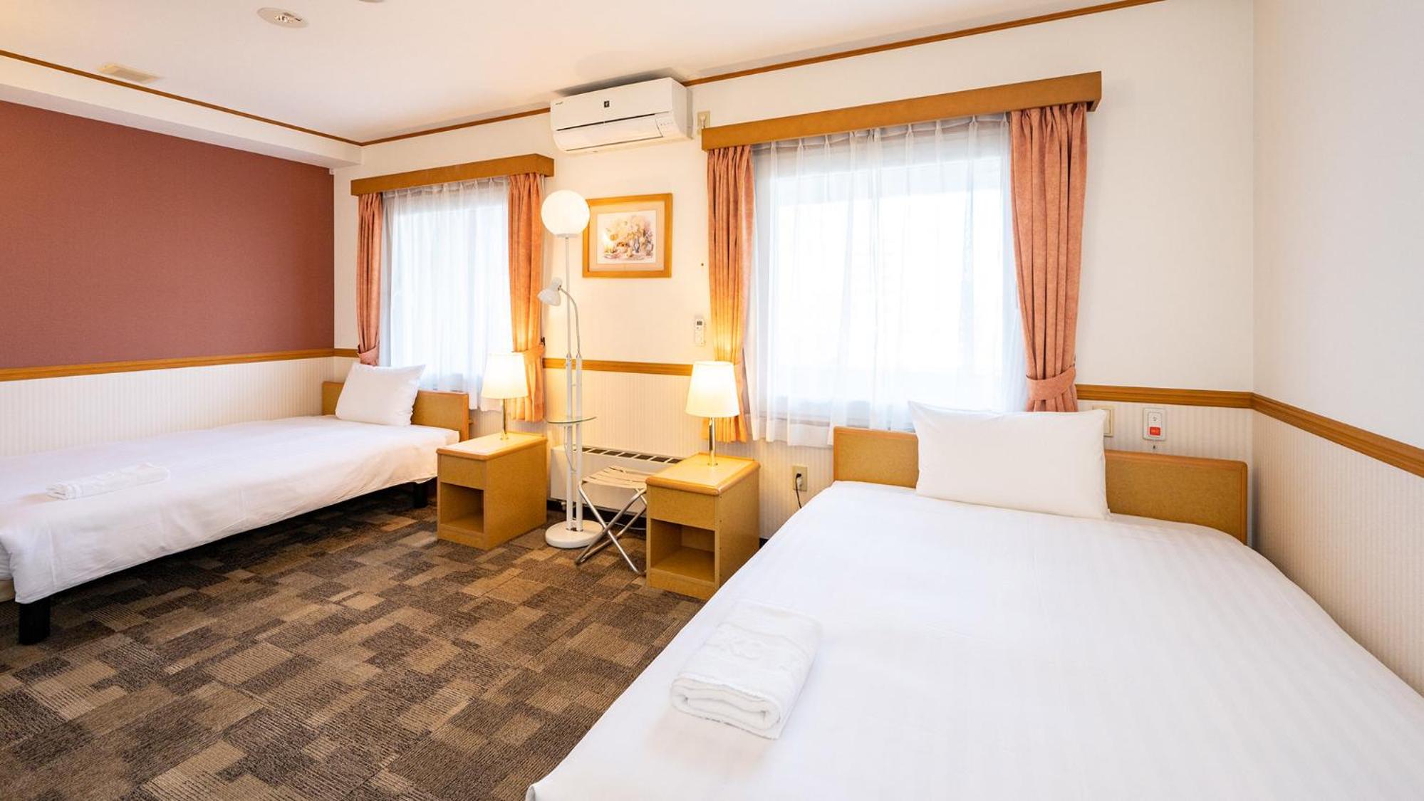 Accessible Twin Room - Non-Smoking