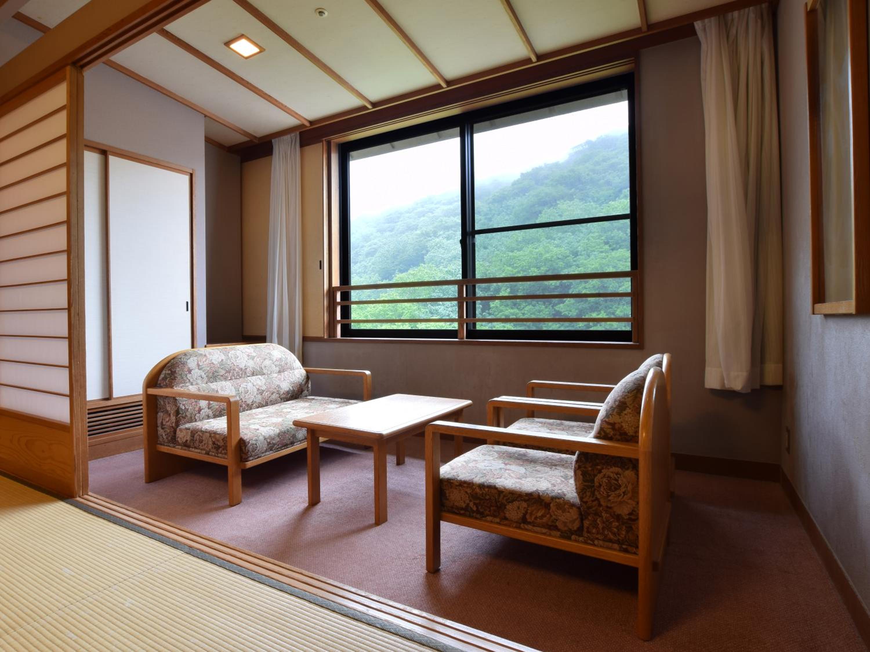 Deluxe Japanese-Style Room - Non-Smoking(Main Bld) - Breakfast Only - Photo 2