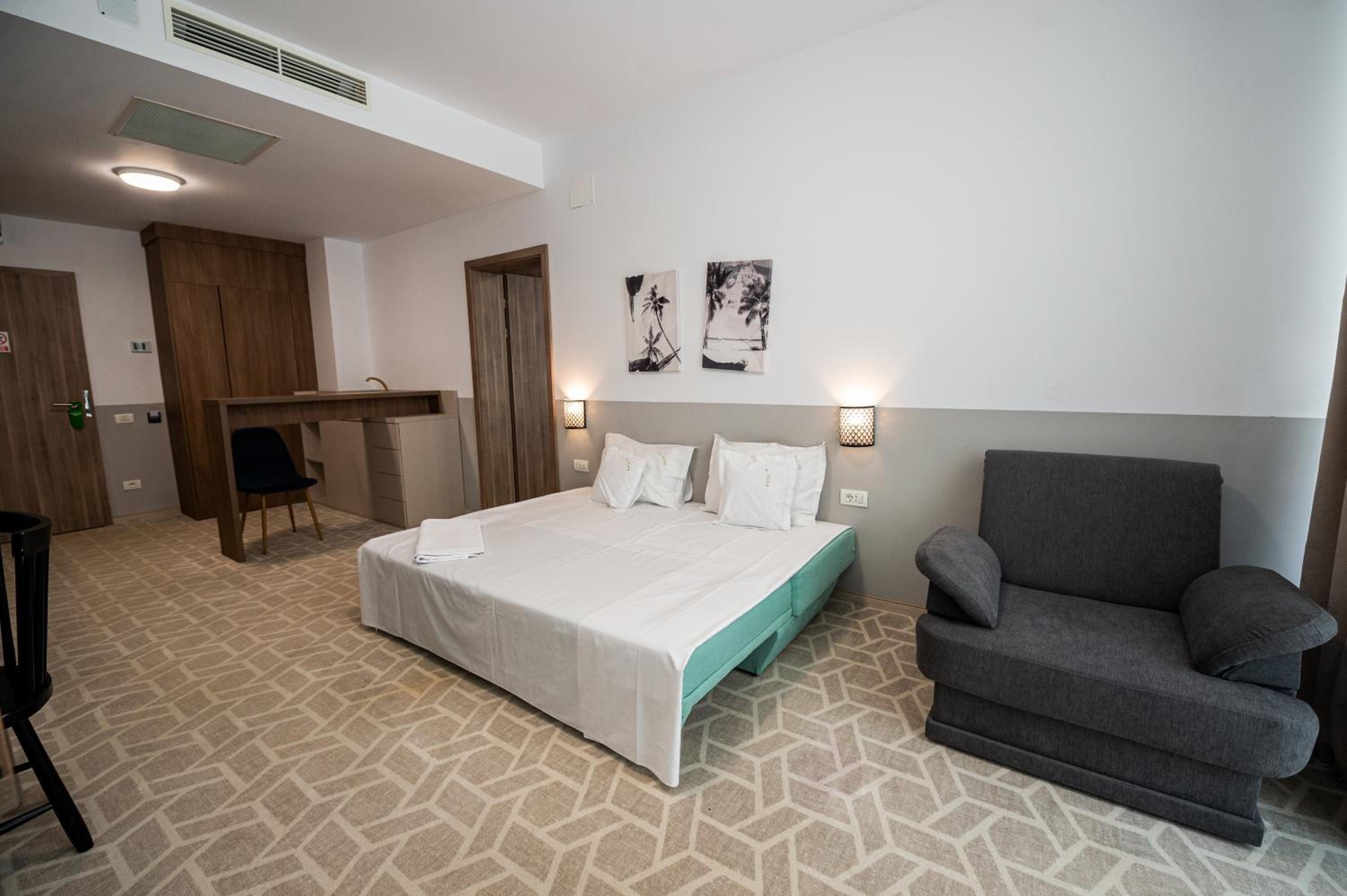 Suite with Balcony