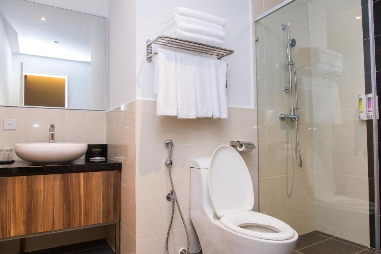 Deluxe King Suite